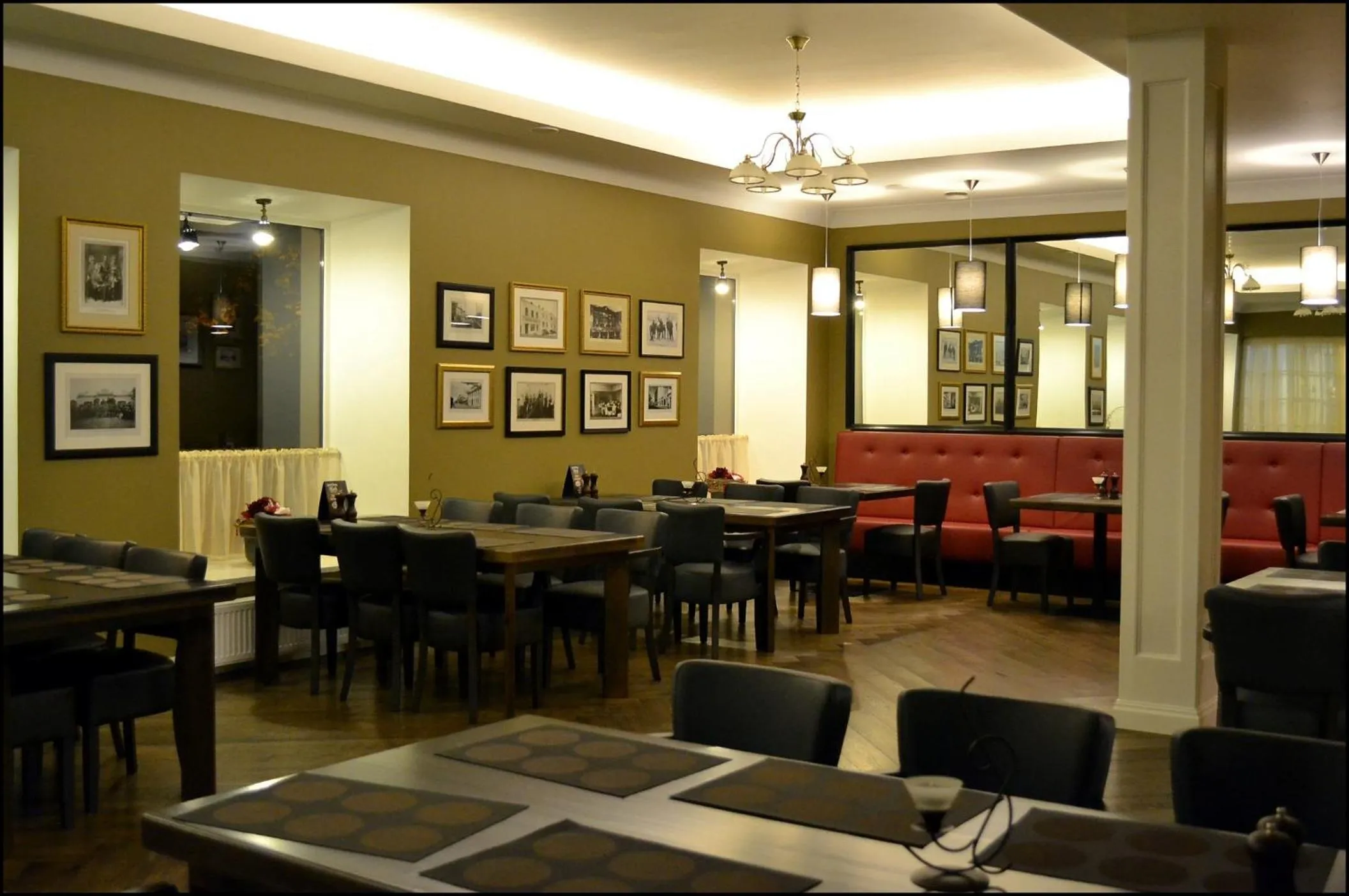 Restaurant/places to eat in Hotell Wesenbergh