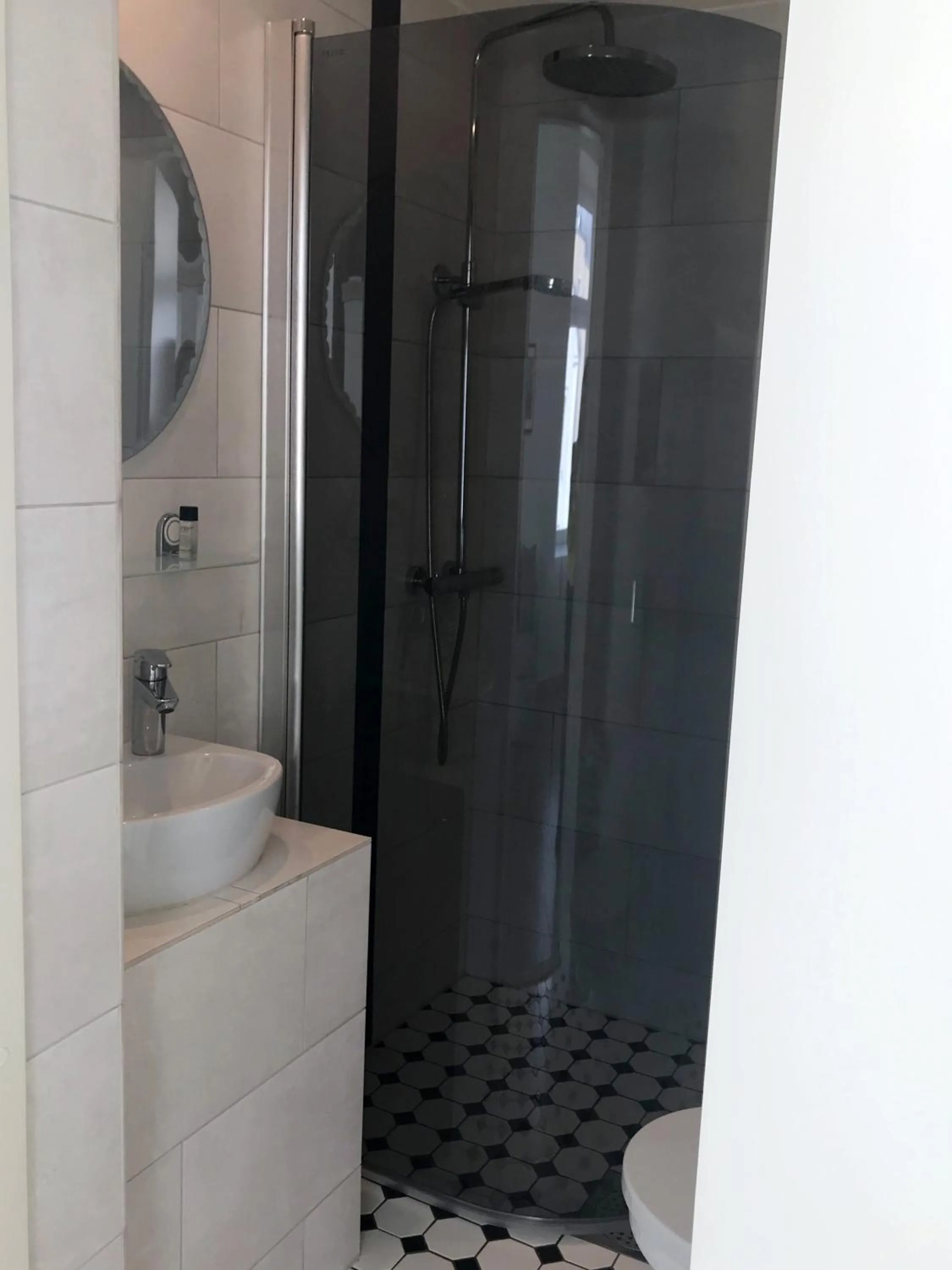 Bathroom in Hotell Wesenbergh