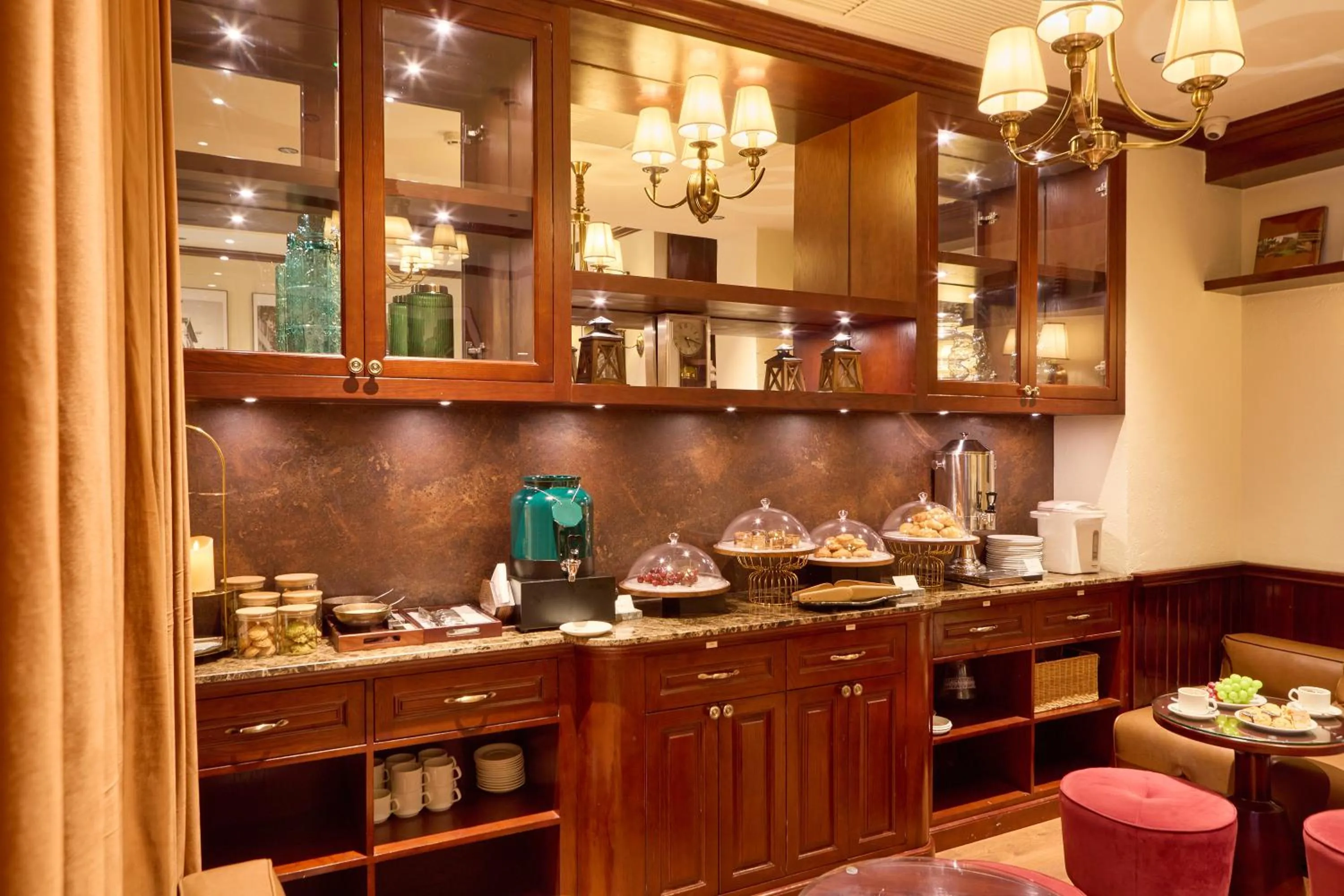 Lounge or bar in Kin Hotel Đông Du