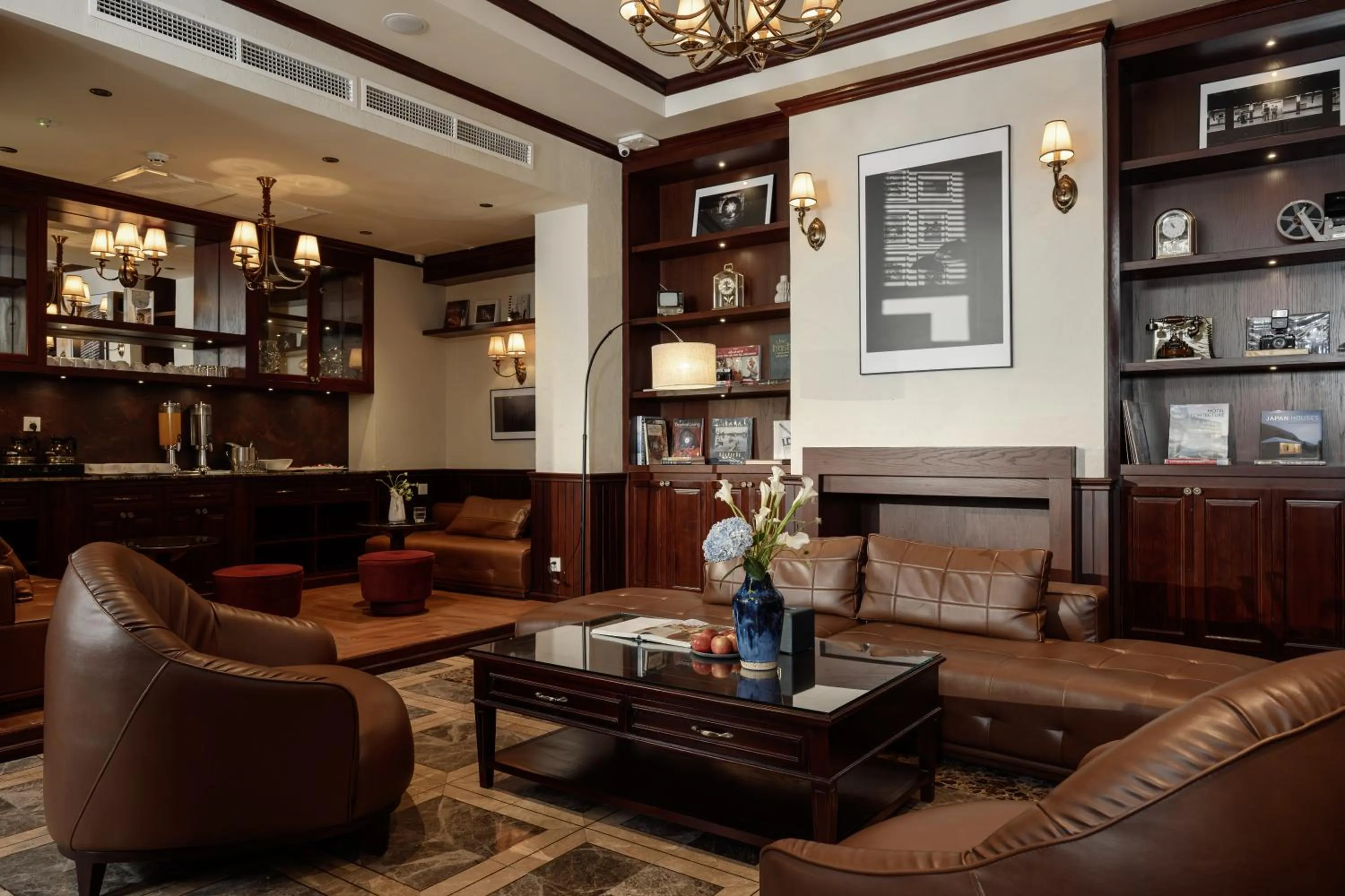 Lobby or reception in Me Gustas Central Hotel