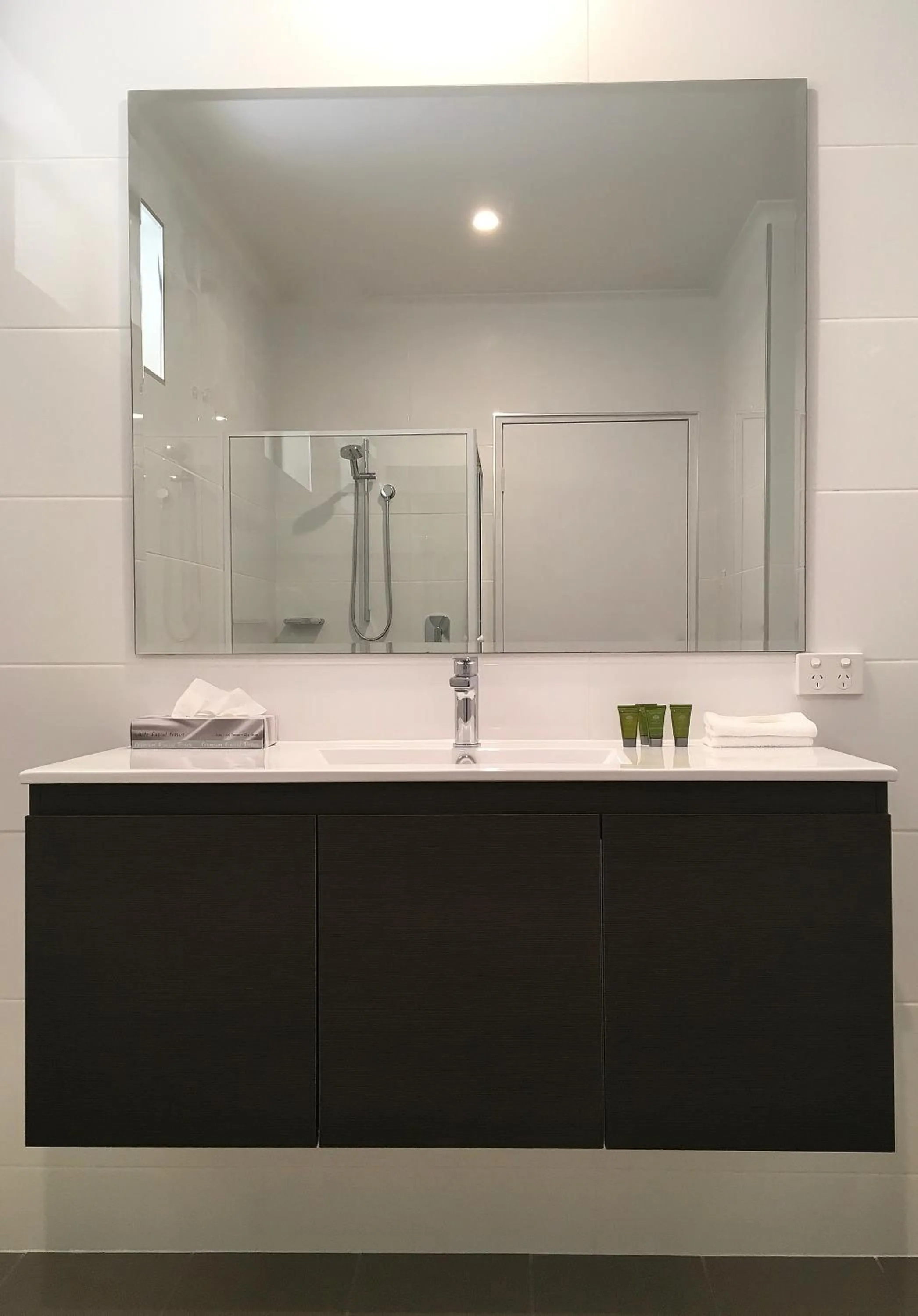 Bathroom in Kangaroo Island Seaside Inn