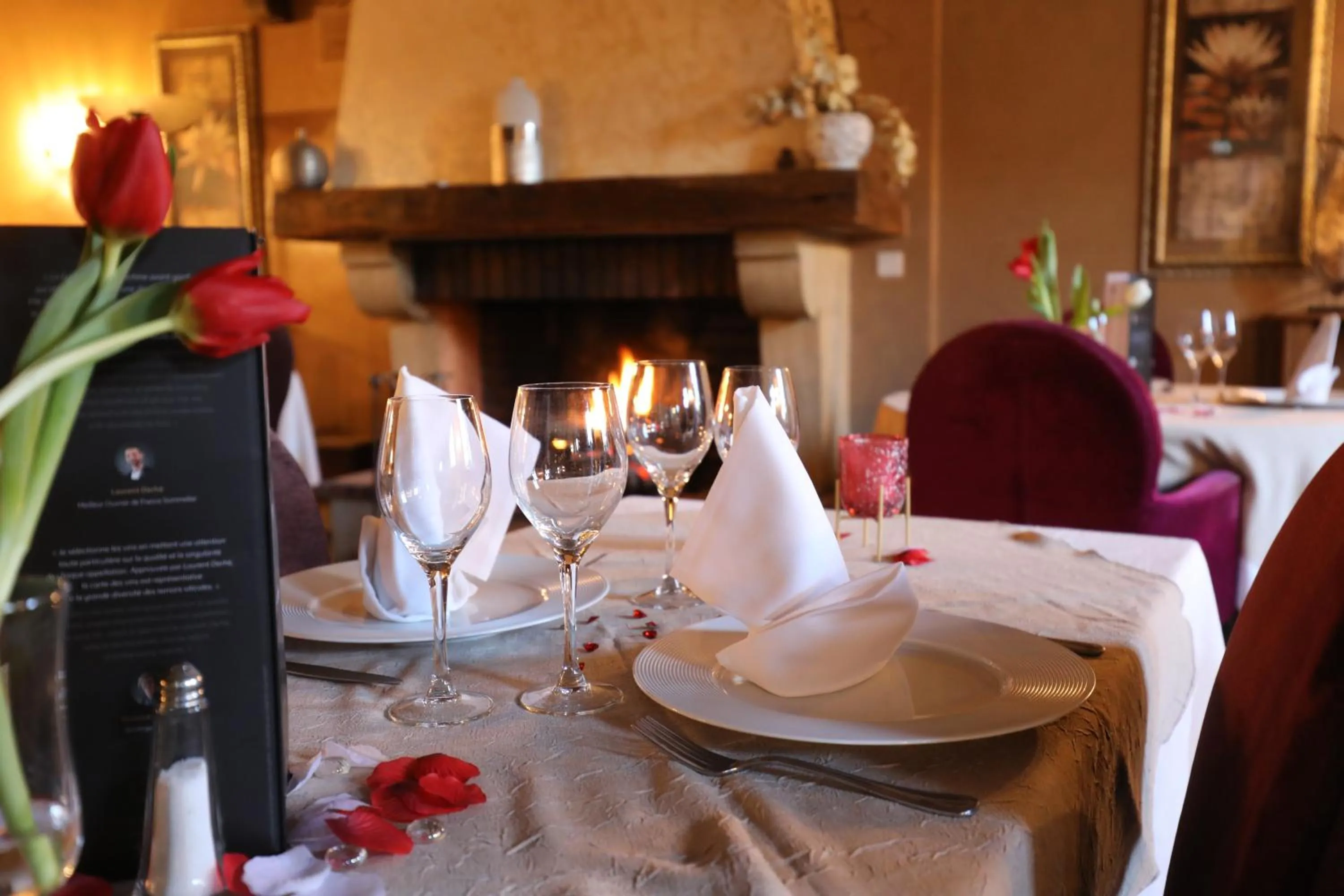 Restaurant/places to eat in Logis Le Bourguignon