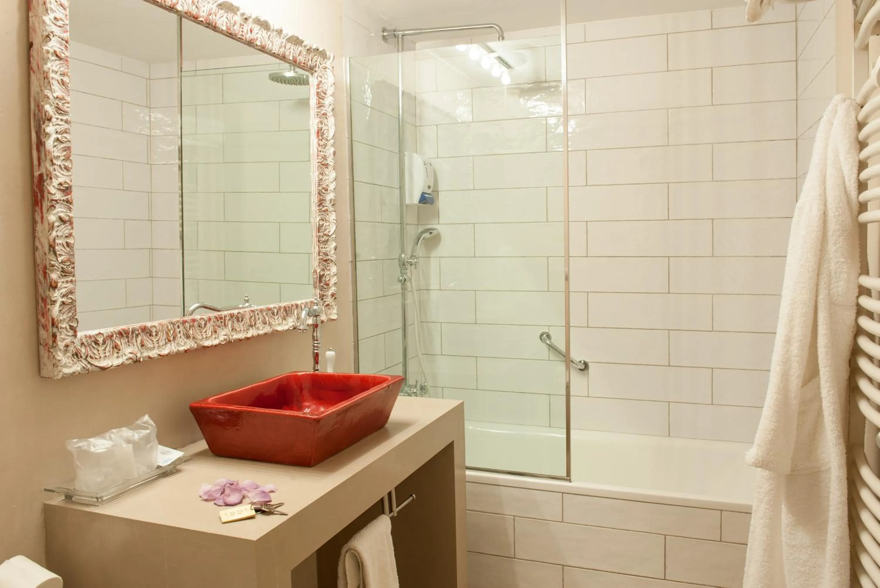 Bathroom in Hotel-Spa Classic Begur