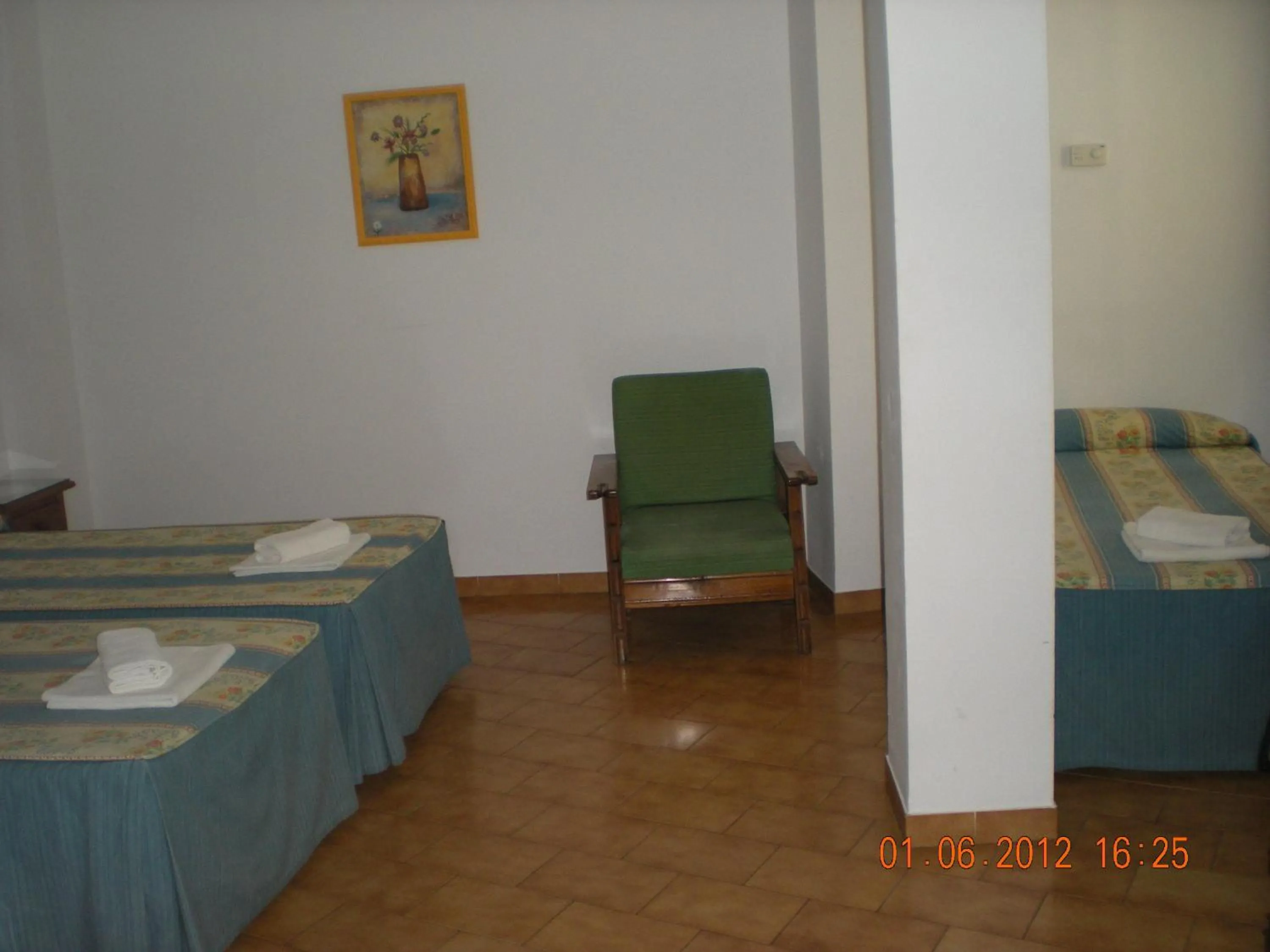 Bedroom, Bed in Apartamentos Casanova