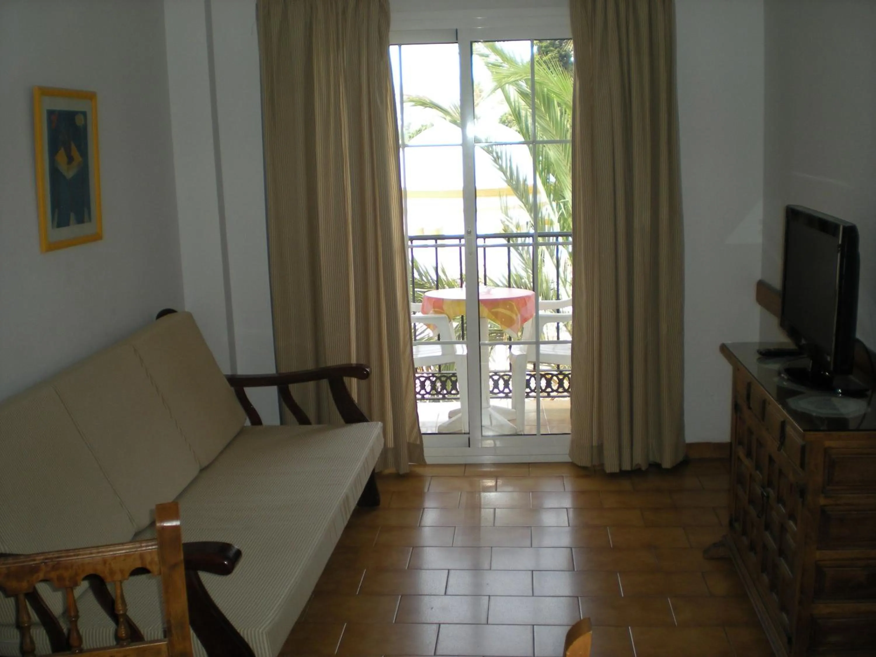 TV and multimedia in Apartamentos Casanova