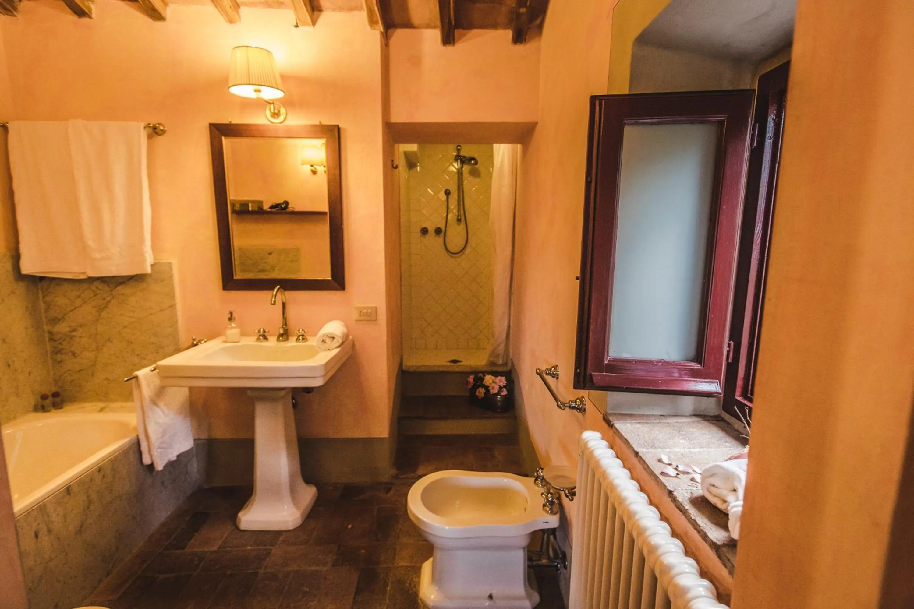 Bathroom in La Veronica Exclusive Chianti Resort