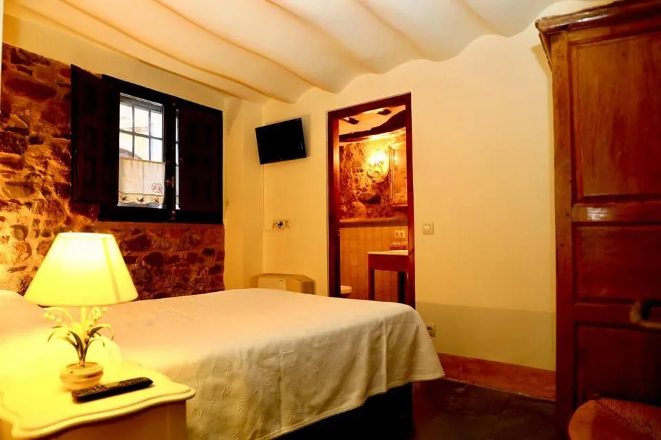 Bedroom, Bed in Casa Rural Las Pedrolas
