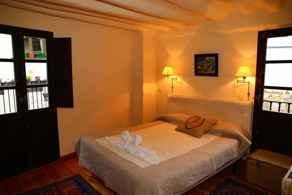 Bedroom, Bed in Casa Rural Las Pedrolas