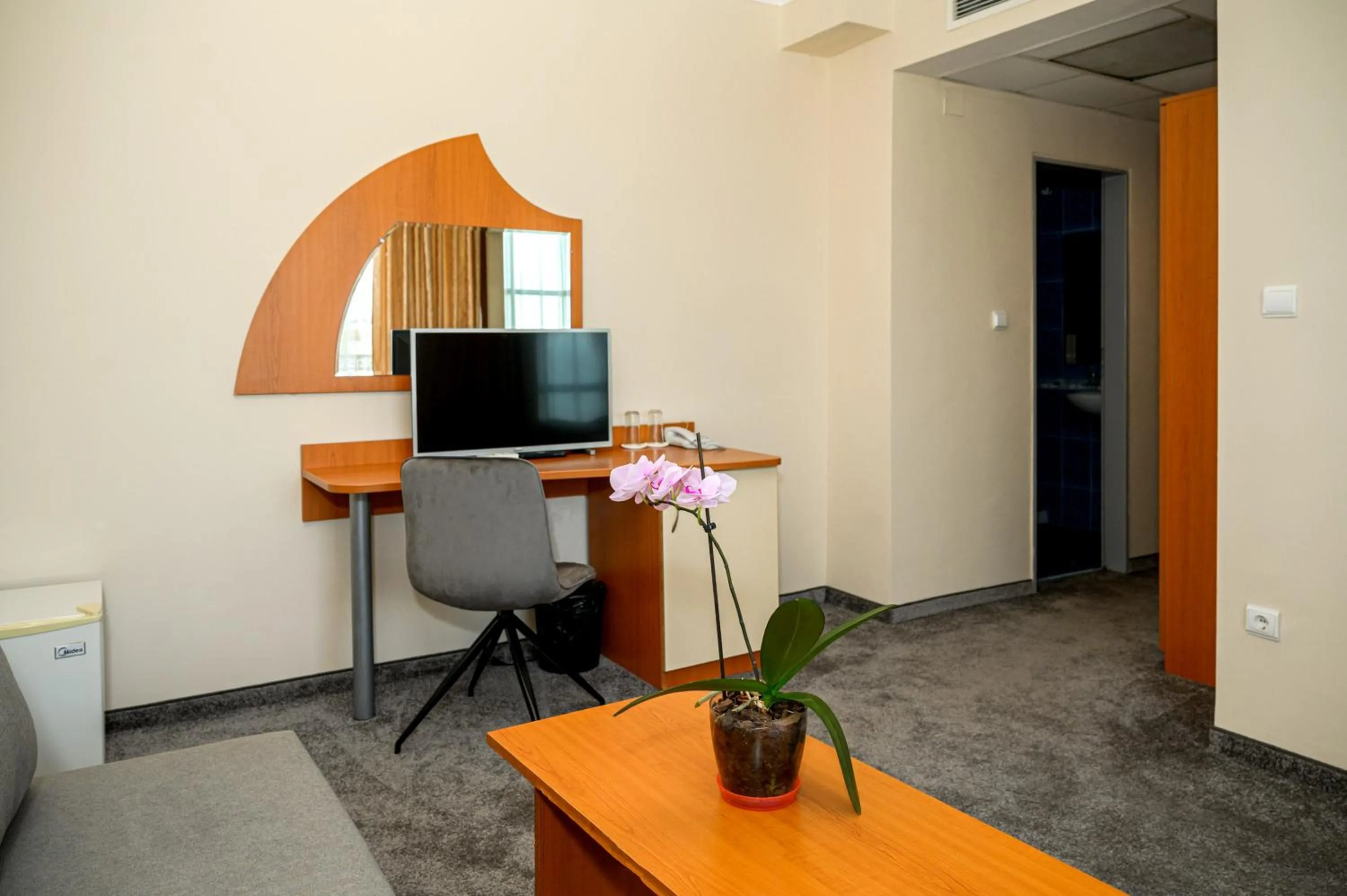 Paradise Hotel & Relax Center