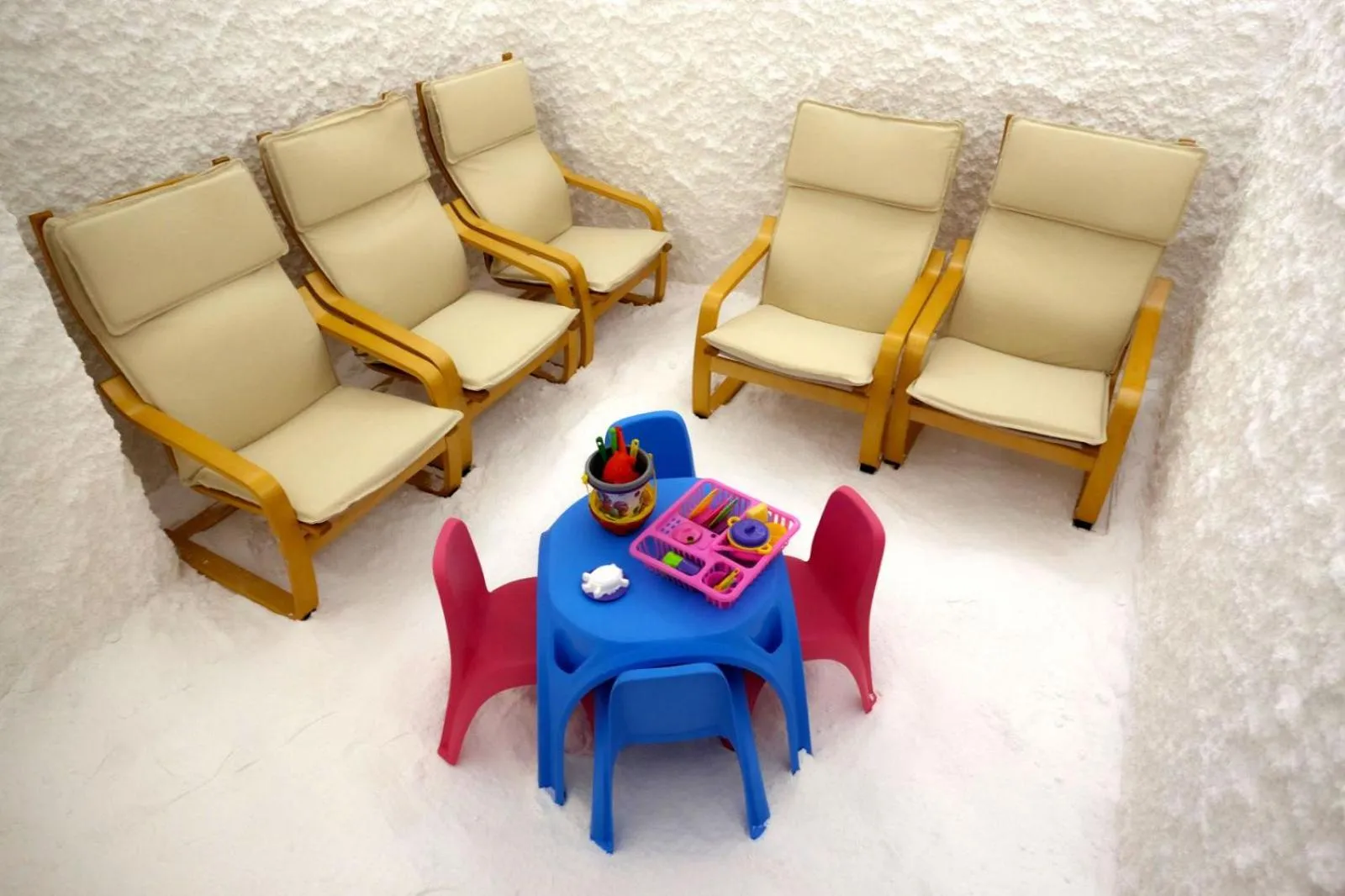 Paradise Hotel & Relax Center