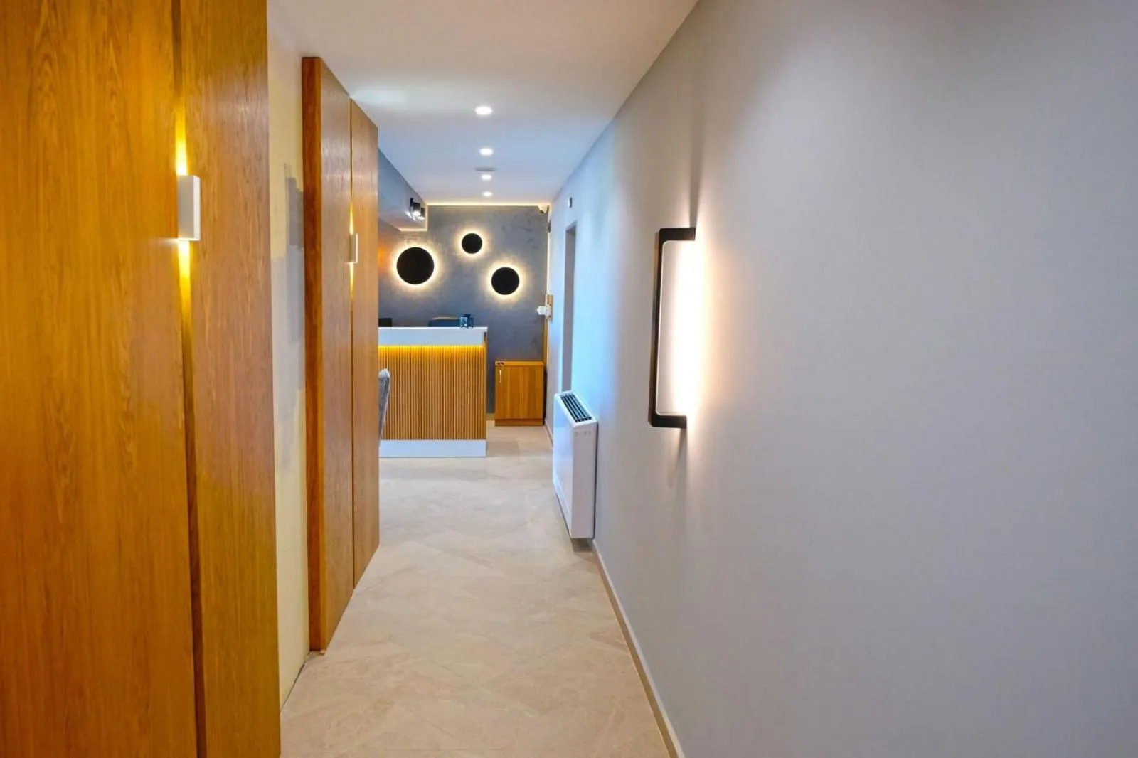 Paradise Hotel & Relax Center