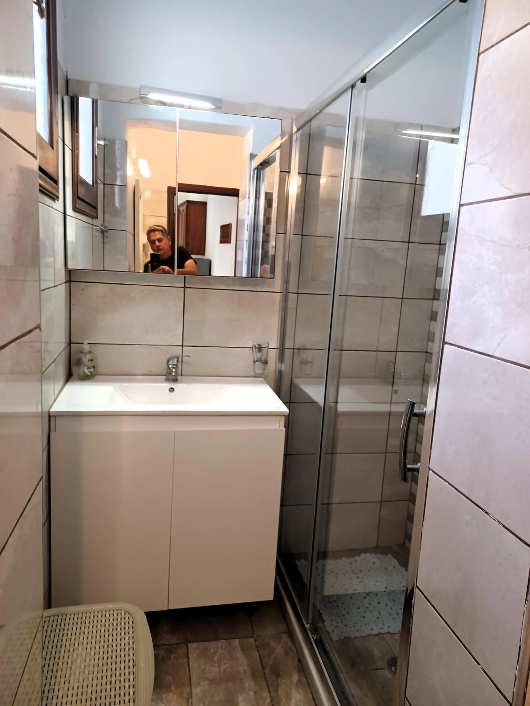 Shower in PHILIPPOS Hotel Apartments