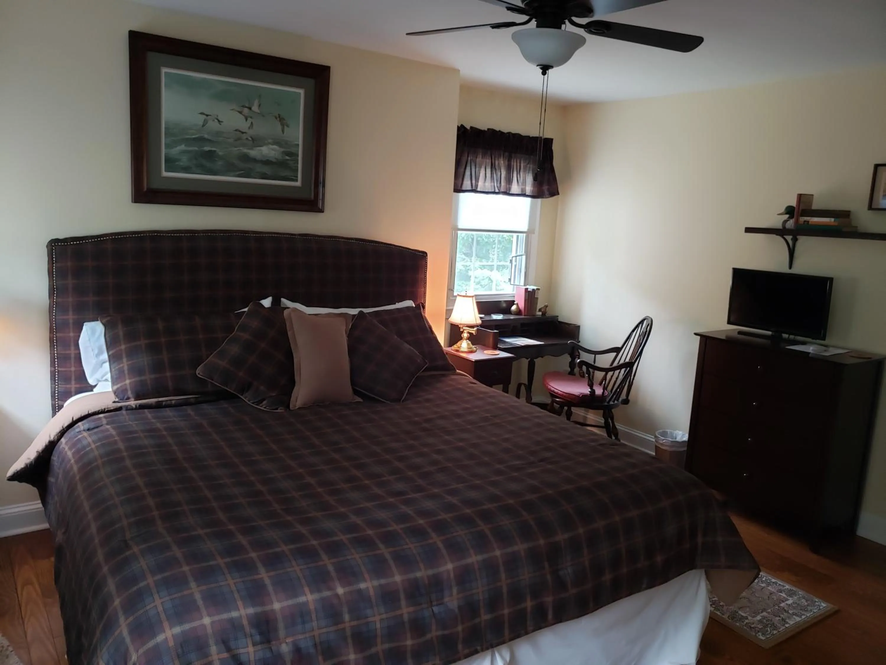 Bed in Miller-Dunham House B&B