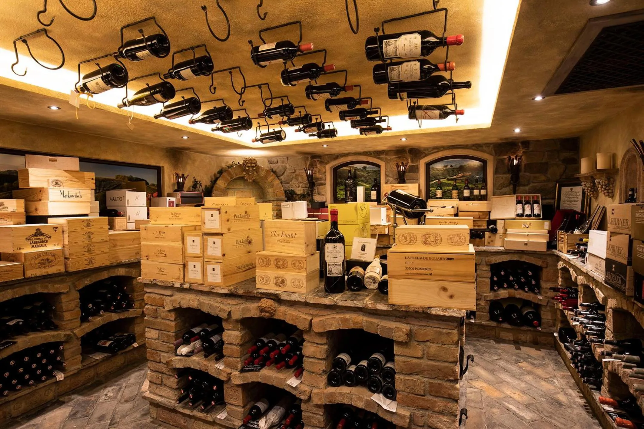 Restaurant/places to eat in Sporthotel St. Anton