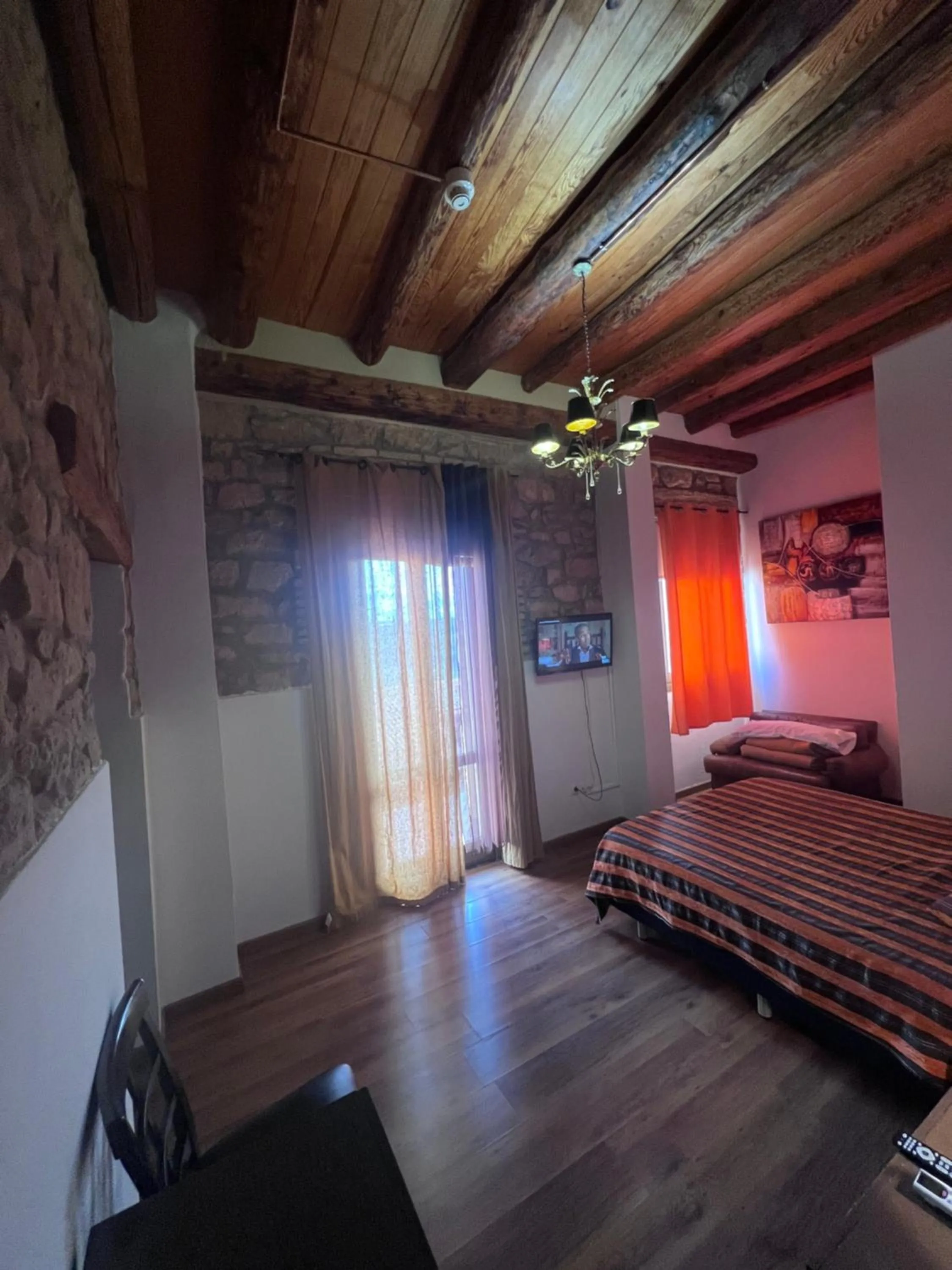 Photo of the whole room, Bed in La Garbinada Hotel