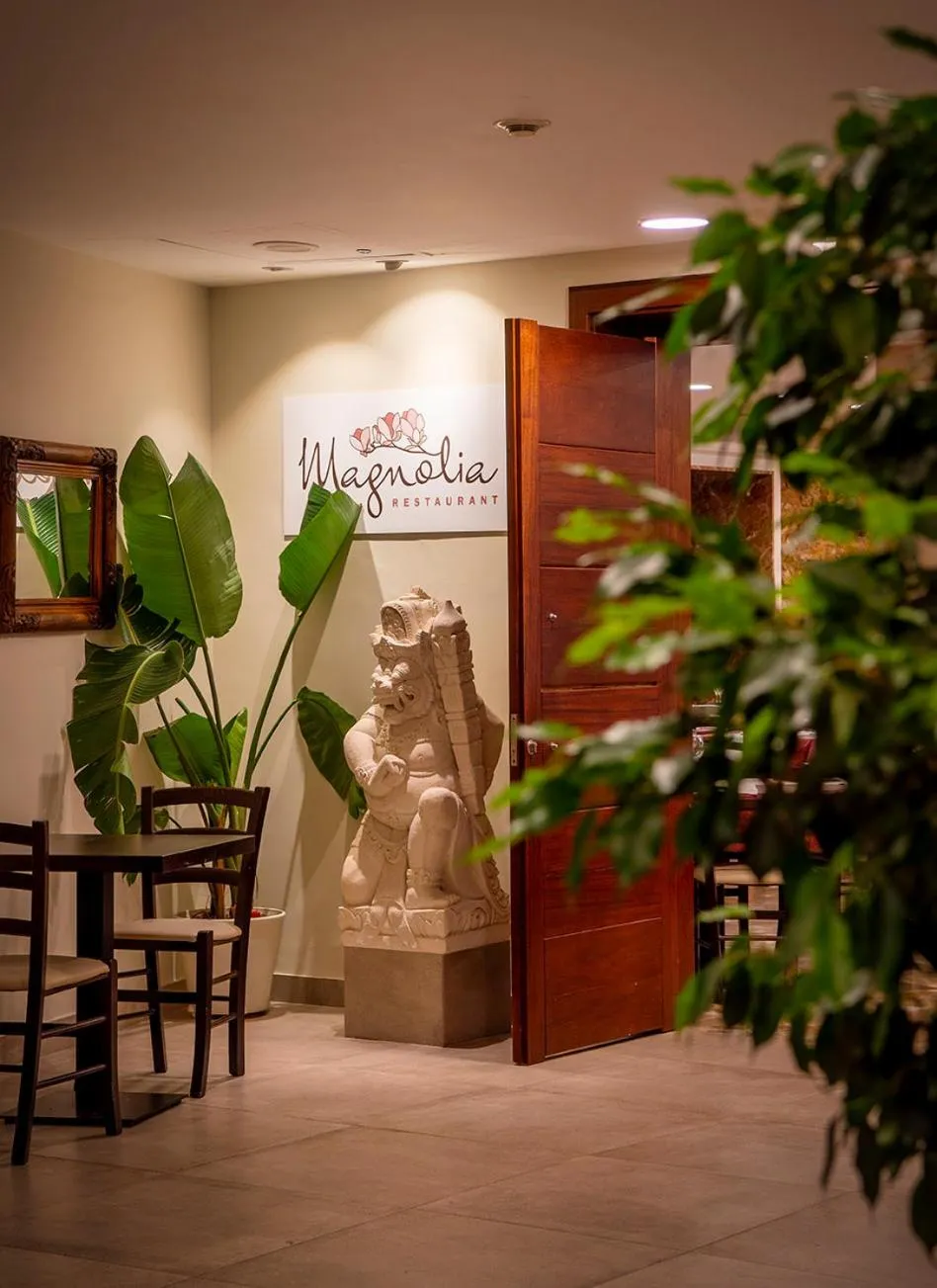 Lobby or reception in Hotel la Palmera & Spa