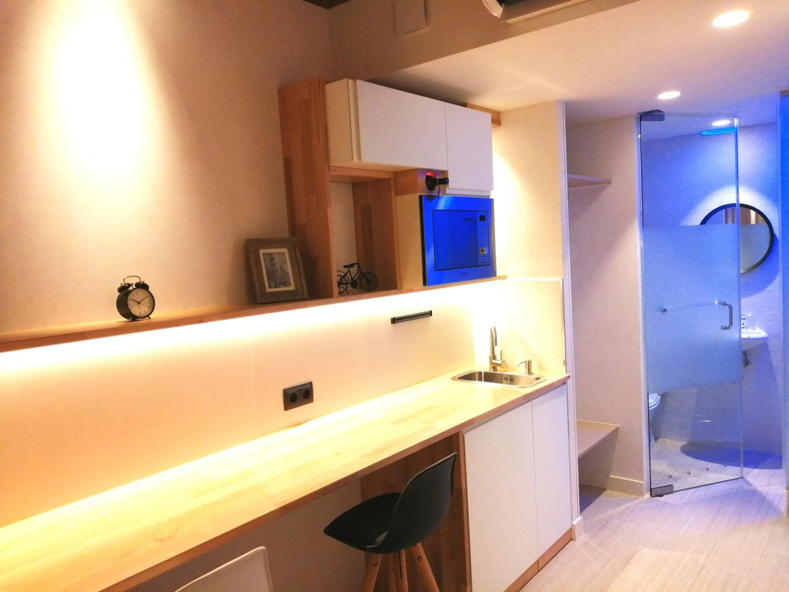 Bathroom in Far Home Bernabeu