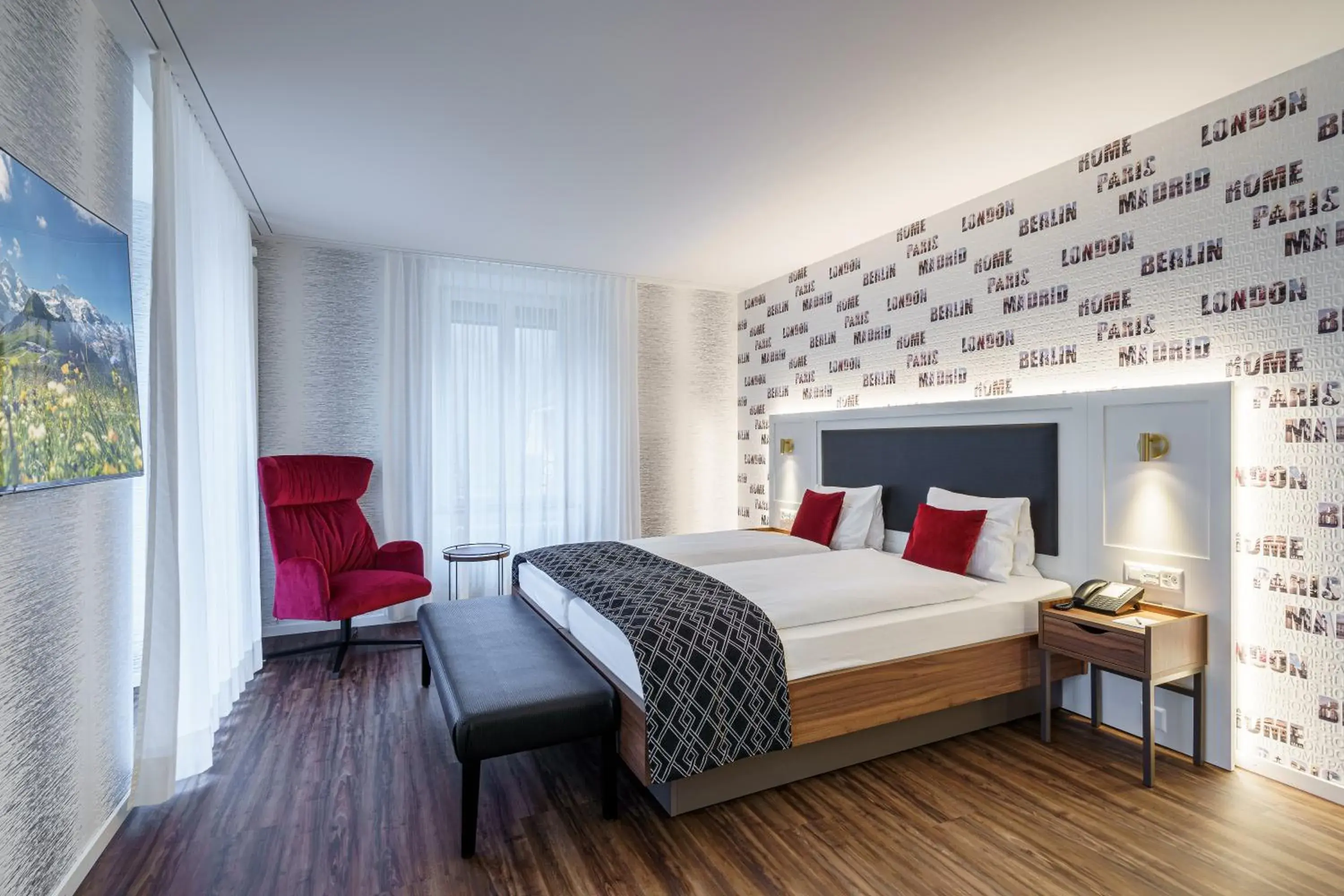 Deluxe corner room West - single occupancy in Hotel Du Nord Deluxe corner room West - single occupancy in Hotel Du Nord