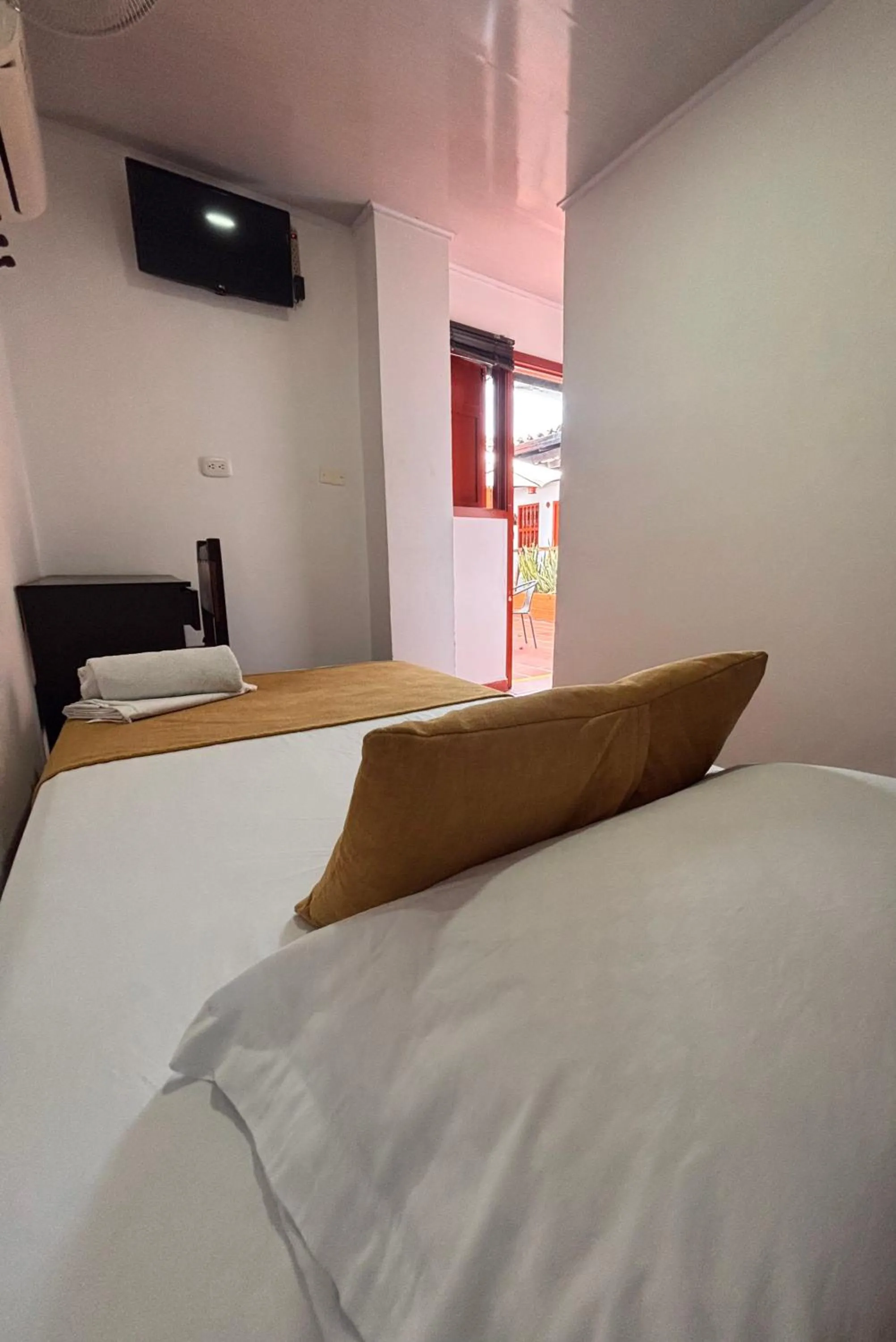 Bedroom, Bed in Hotel Colonial San Felipe