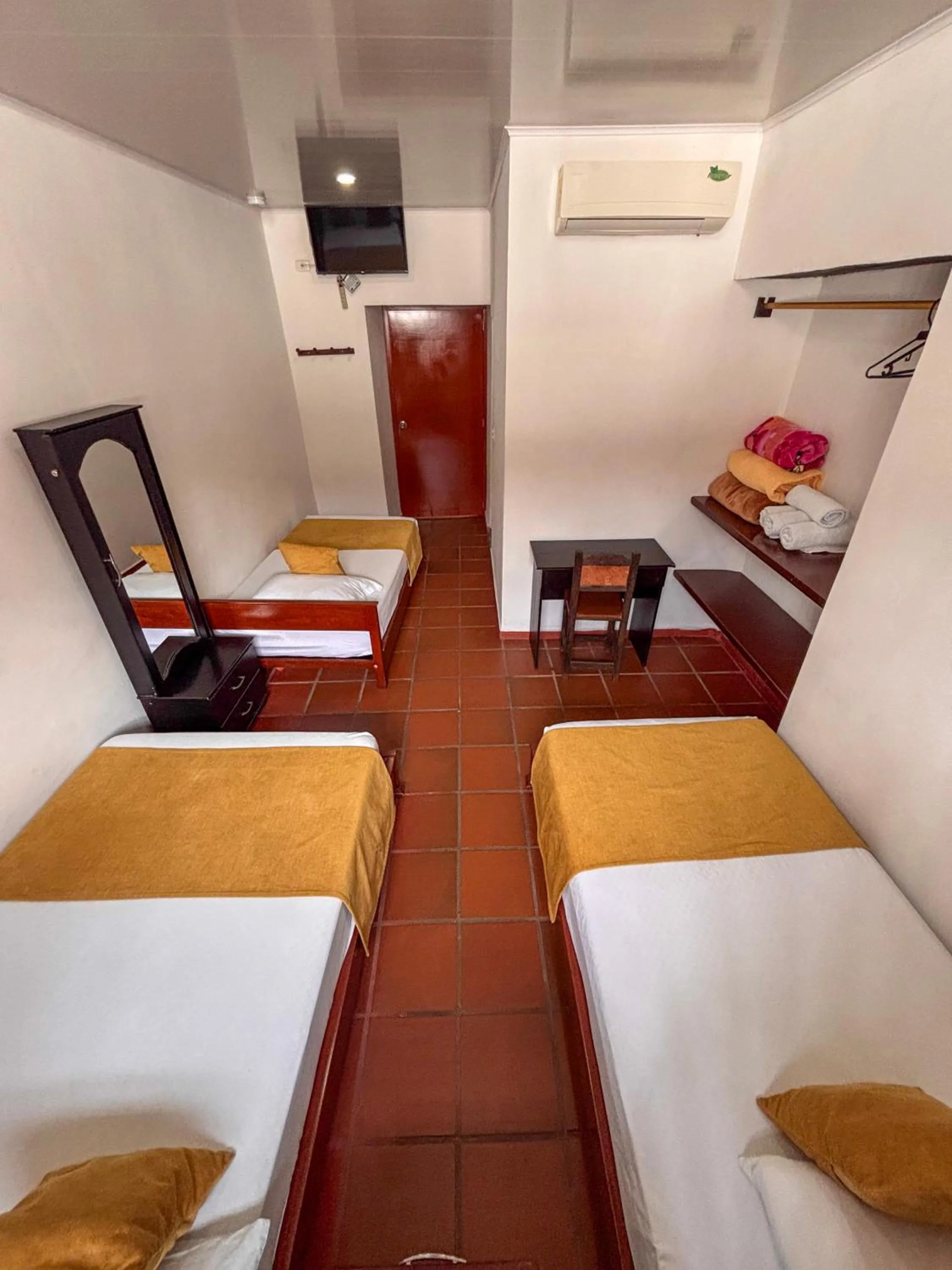 Bedroom, Bed in Hotel Colonial San Felipe