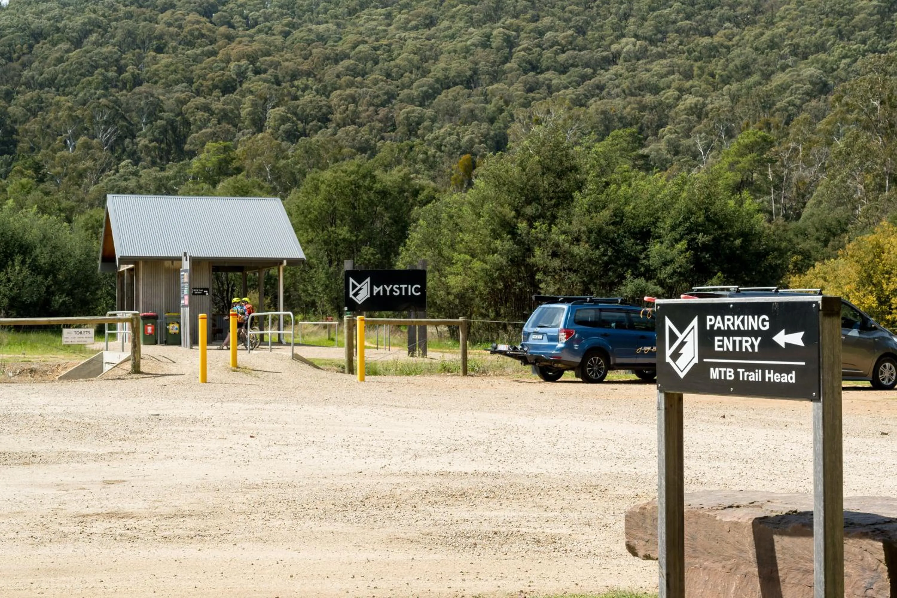 Street view in Bright Cabin Park