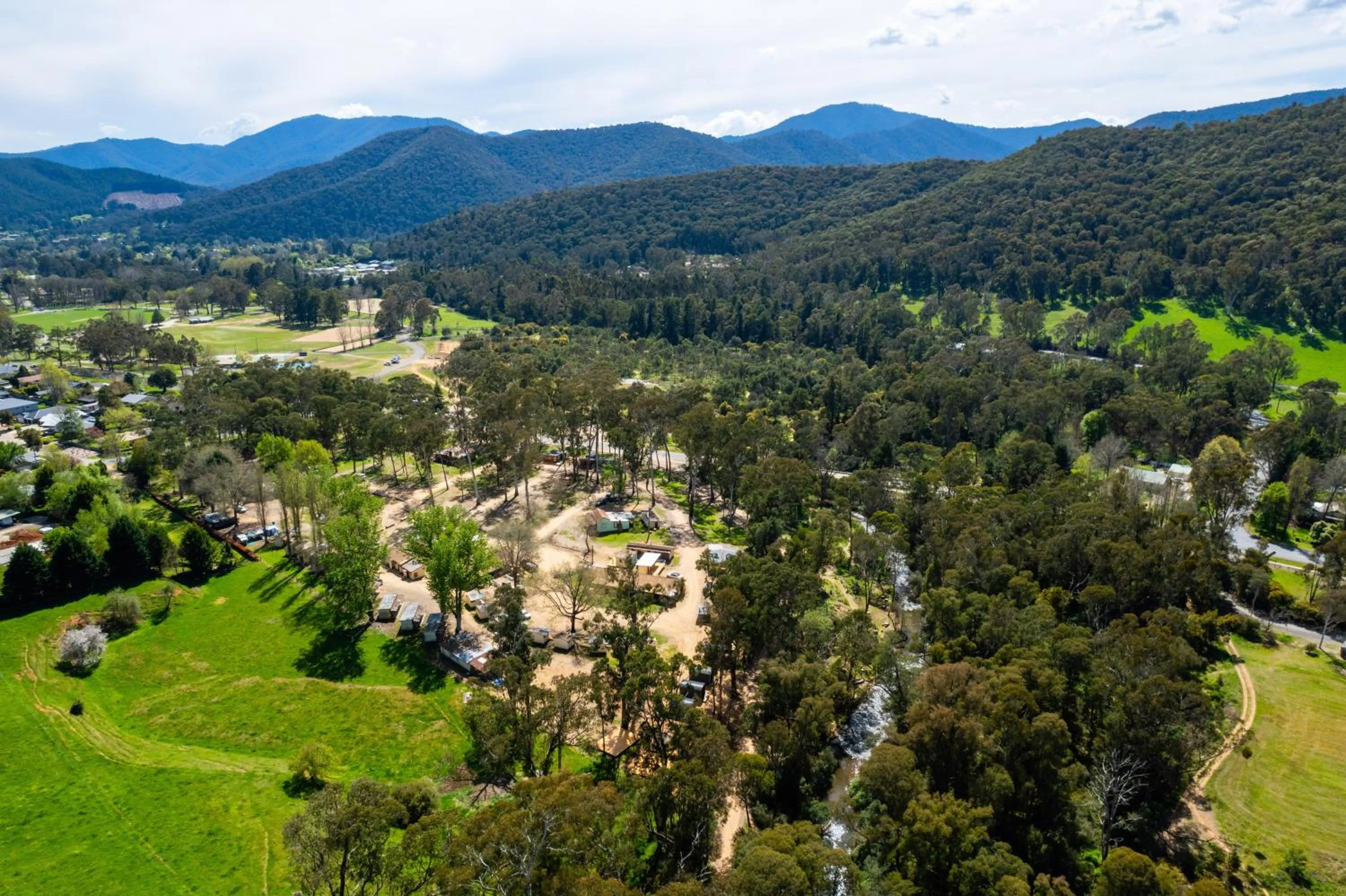 Nearby landmark in Bright Cabin Park