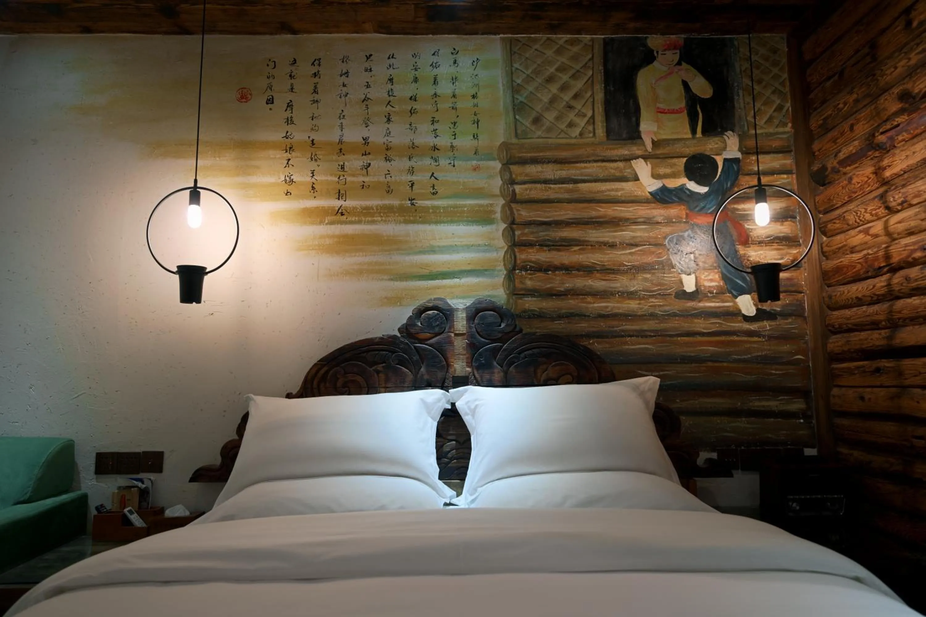 Bed in Old Story Inn Lijiang Old Town