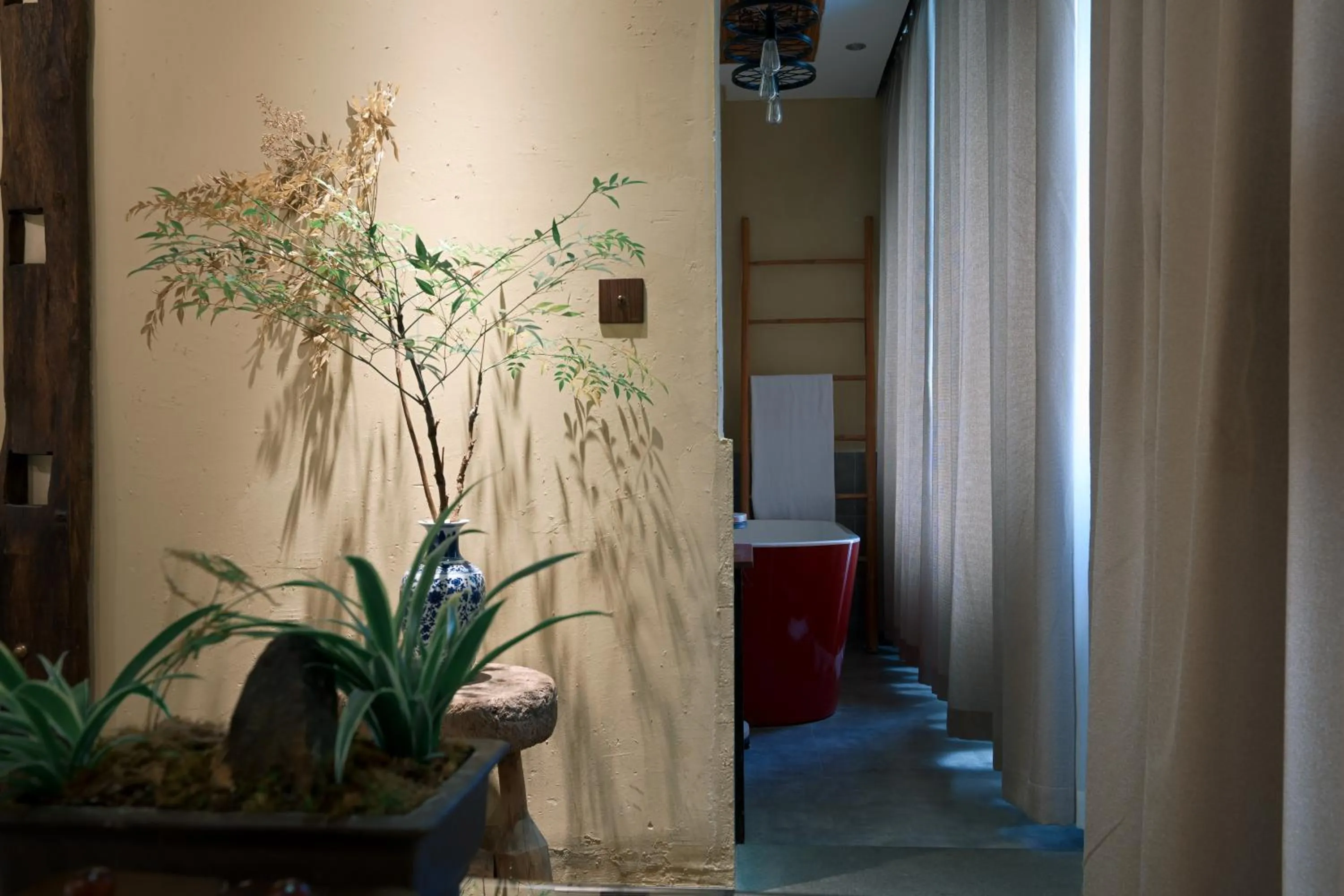 Decorative detail in Old Story Inn Lijiang Old Town