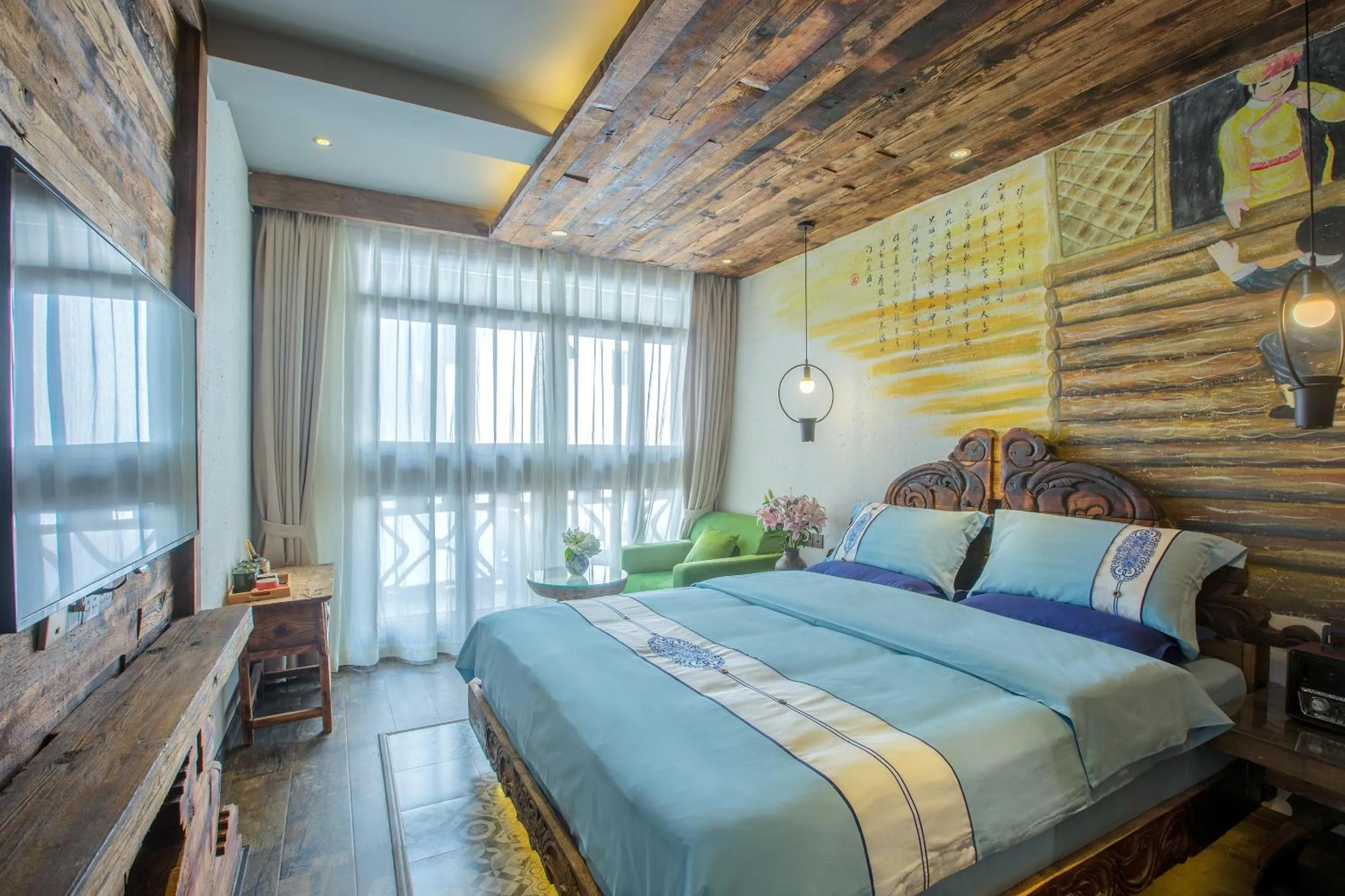 Bed in Old Story Inn Lijiang Old Town