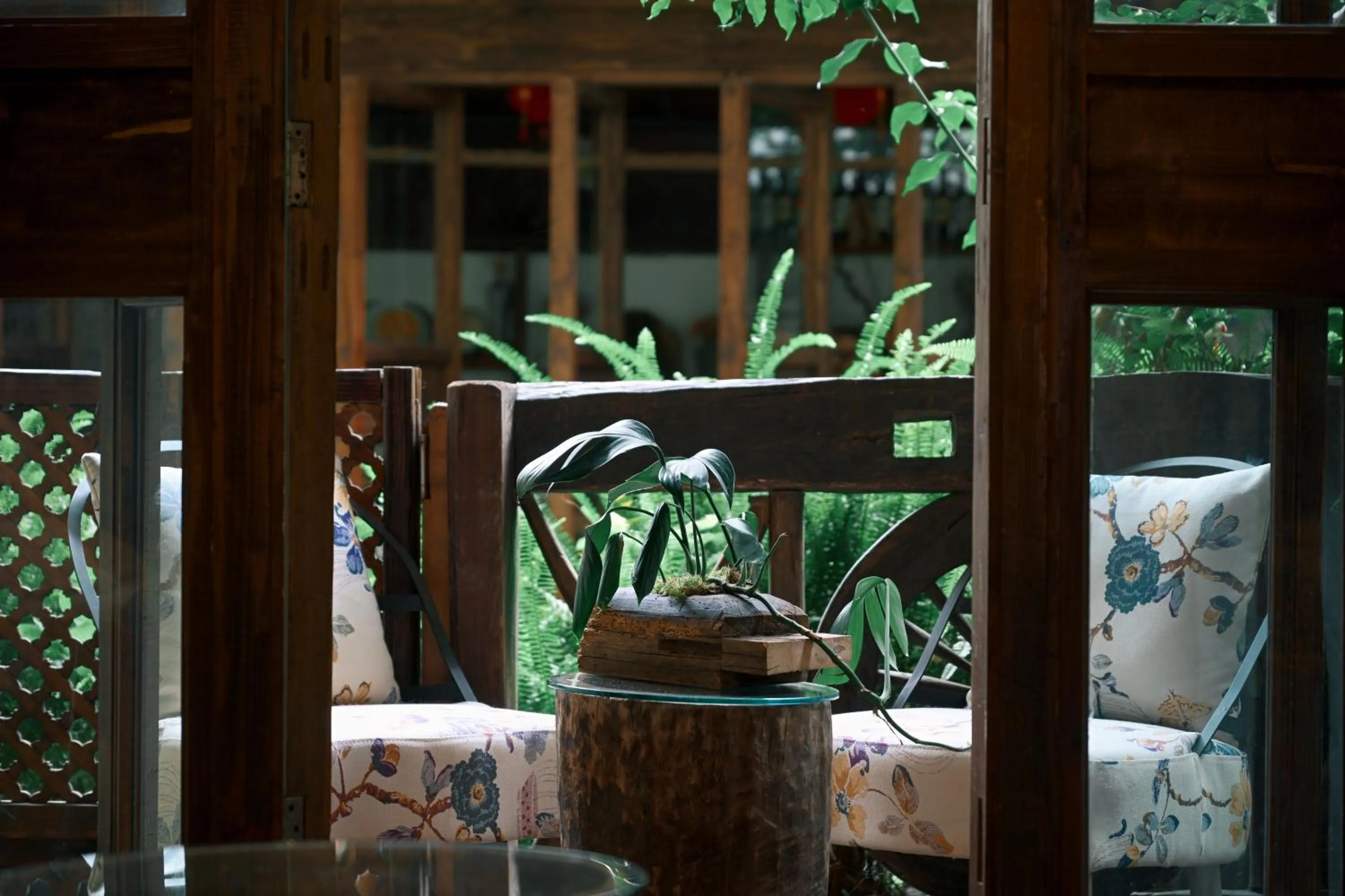 Garden view in Old Story Inn Lijiang Old Town