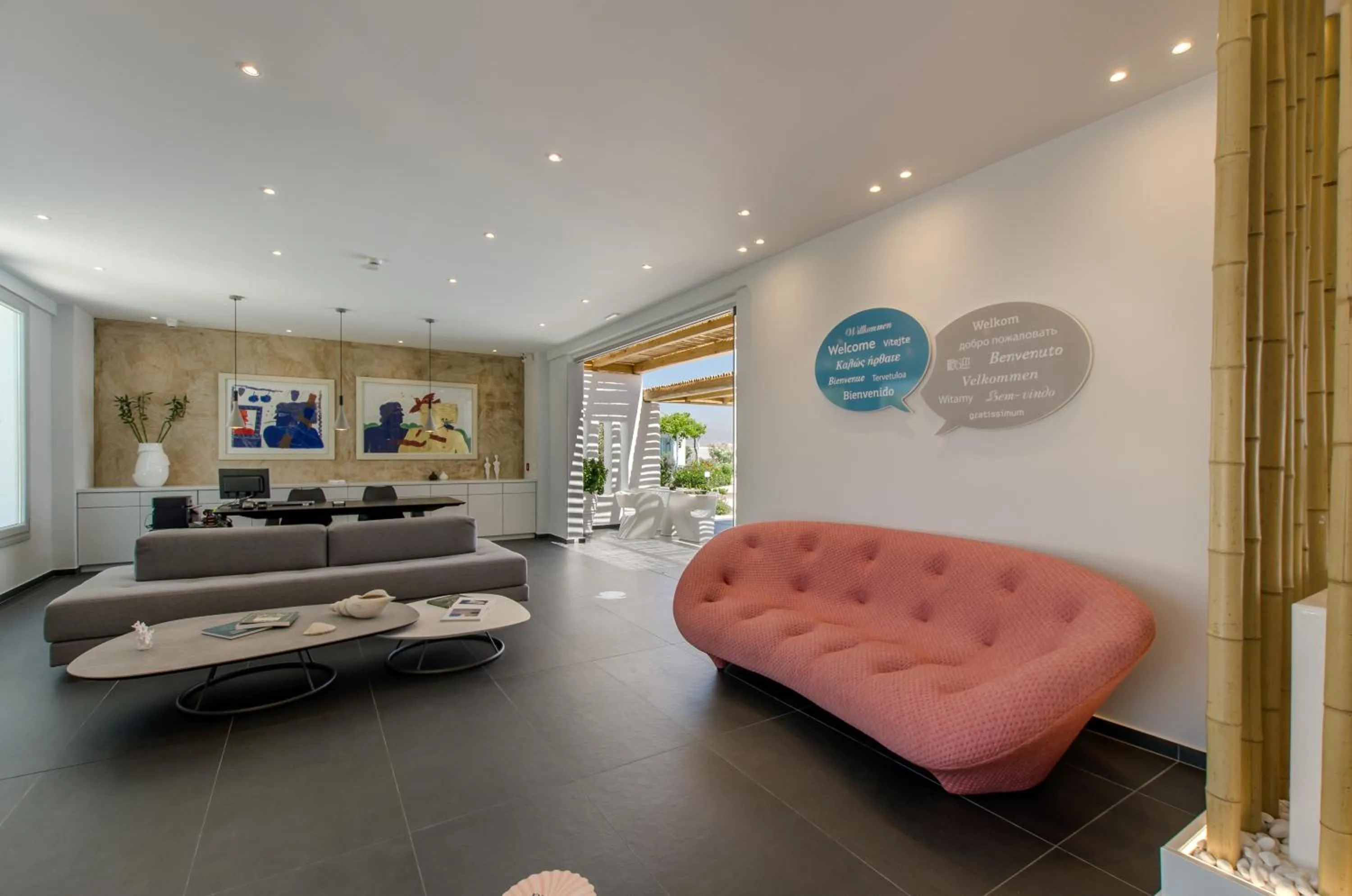 Property building in Lianos Village