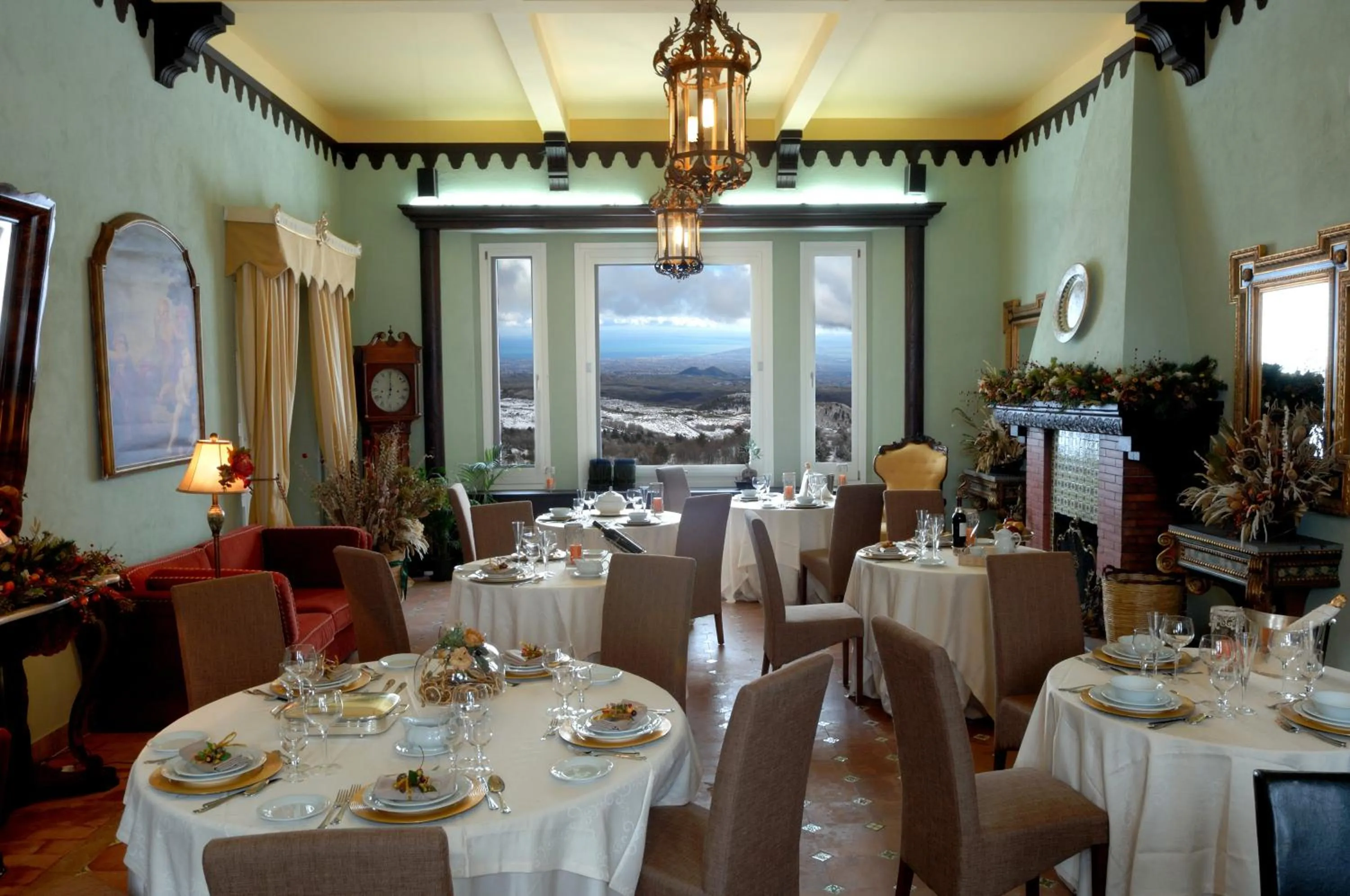 Restaurant/places to eat in Hotel Villa Dorata