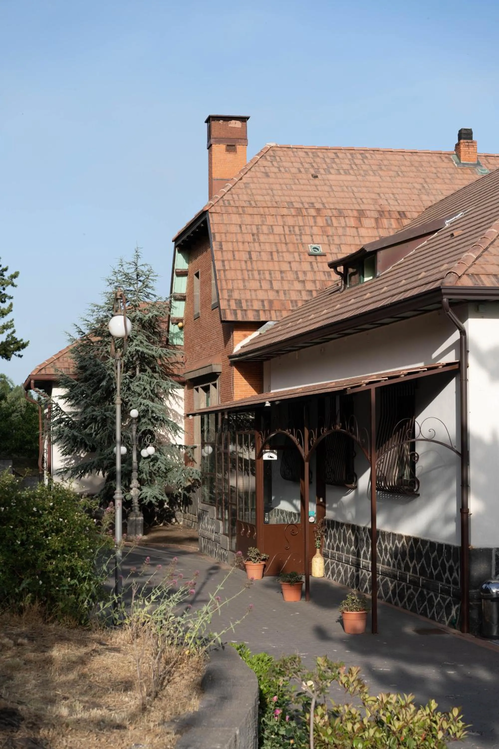 Property building in Hotel Villa Dorata