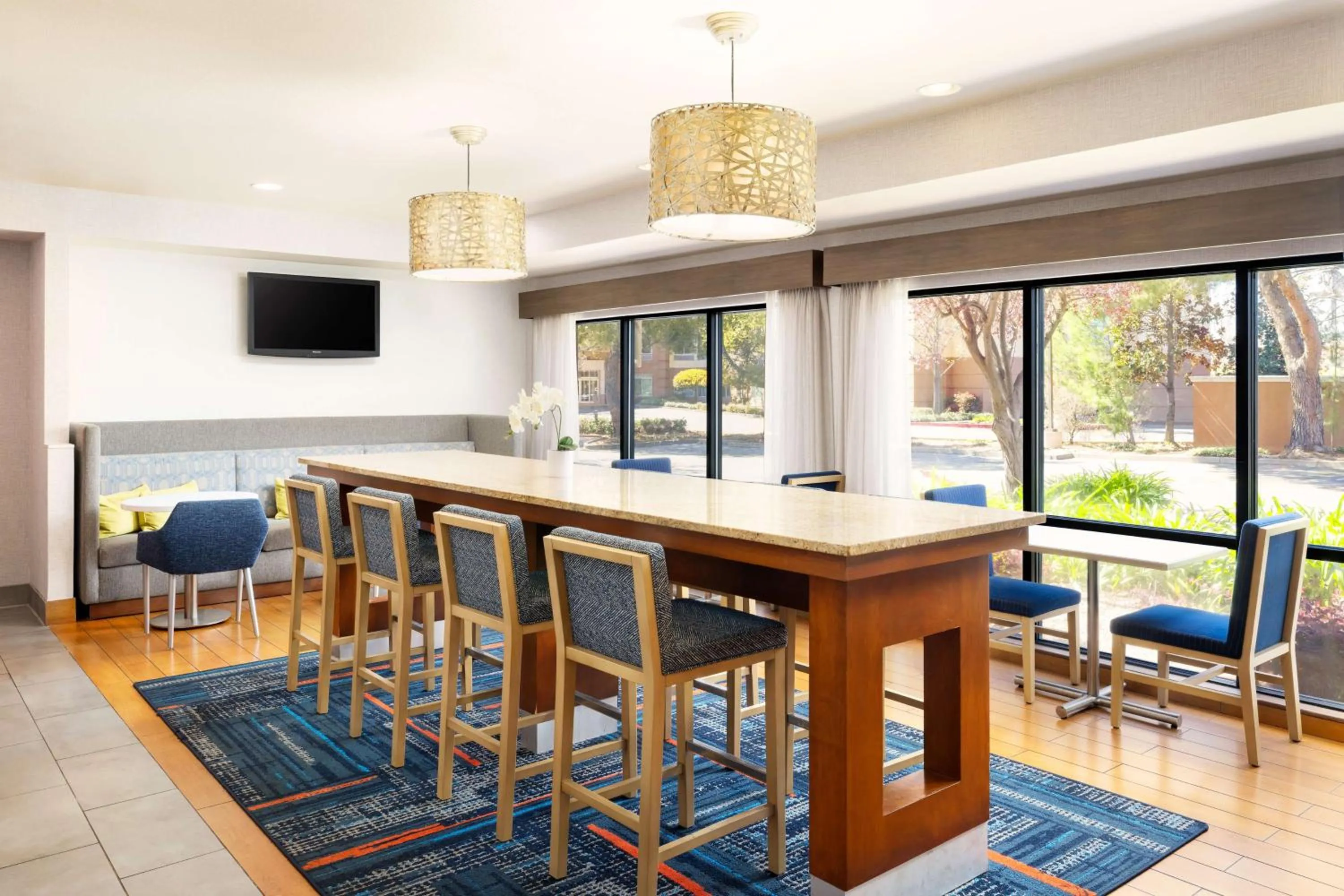 Lobby or reception in Hampton Inn Sacramento/Rancho Cordova