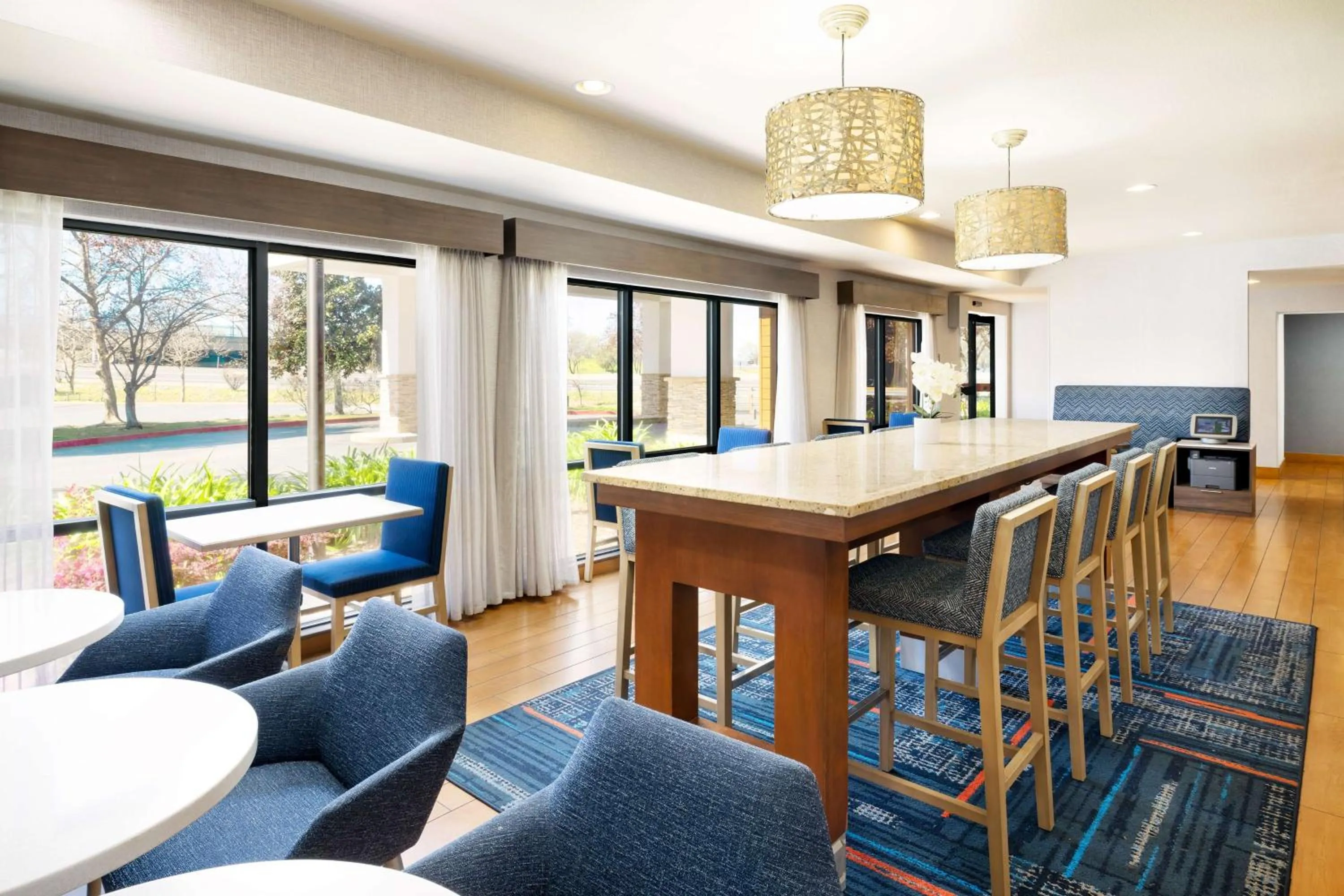 Lobby or reception in Hampton Inn Sacramento/Rancho Cordova