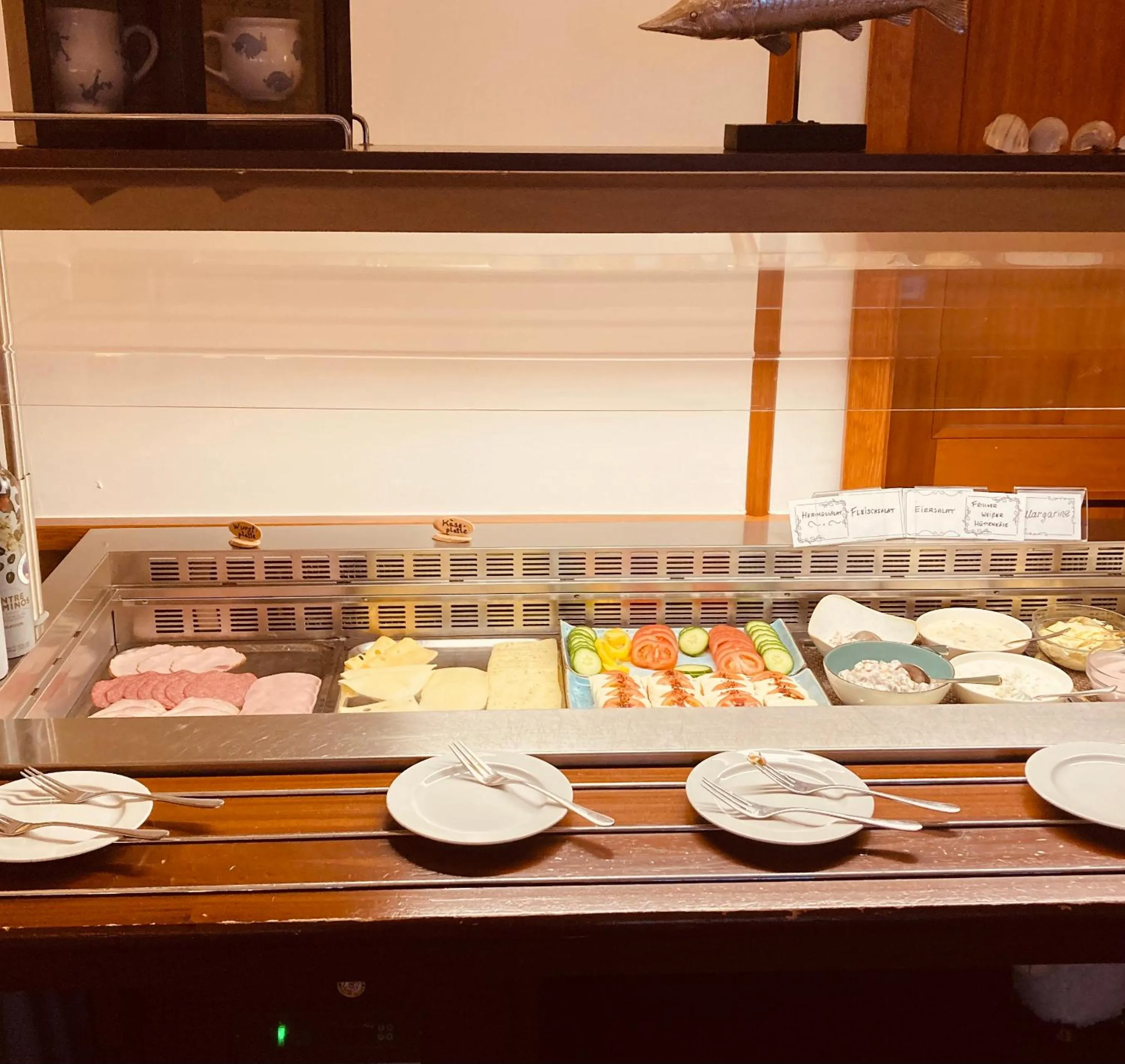 Breakfast in Hotel Germania