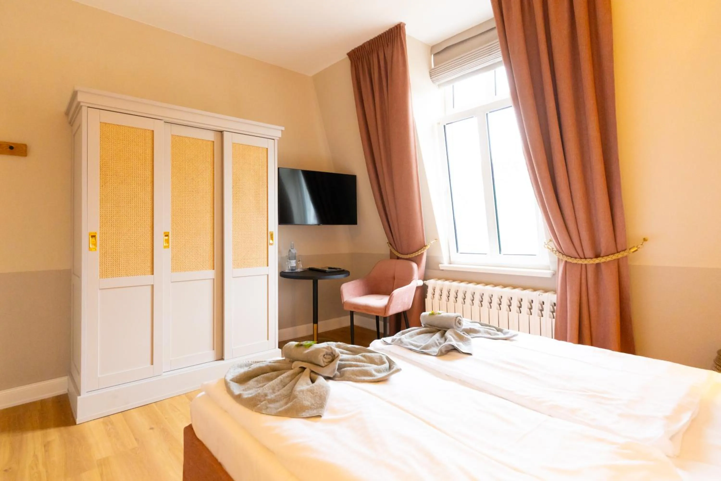 Bed in Hotel Germania