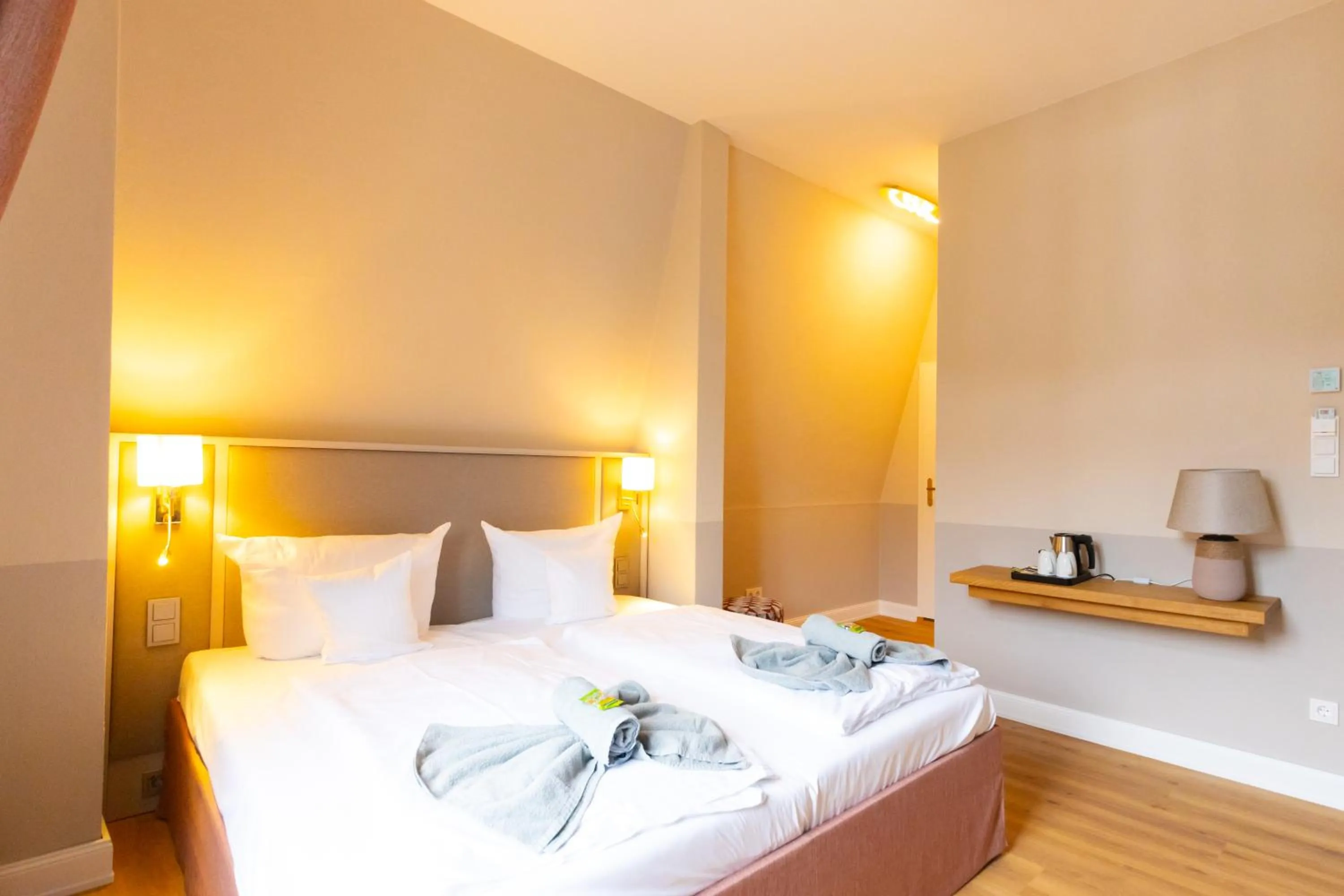 Bed in Hotel Germania