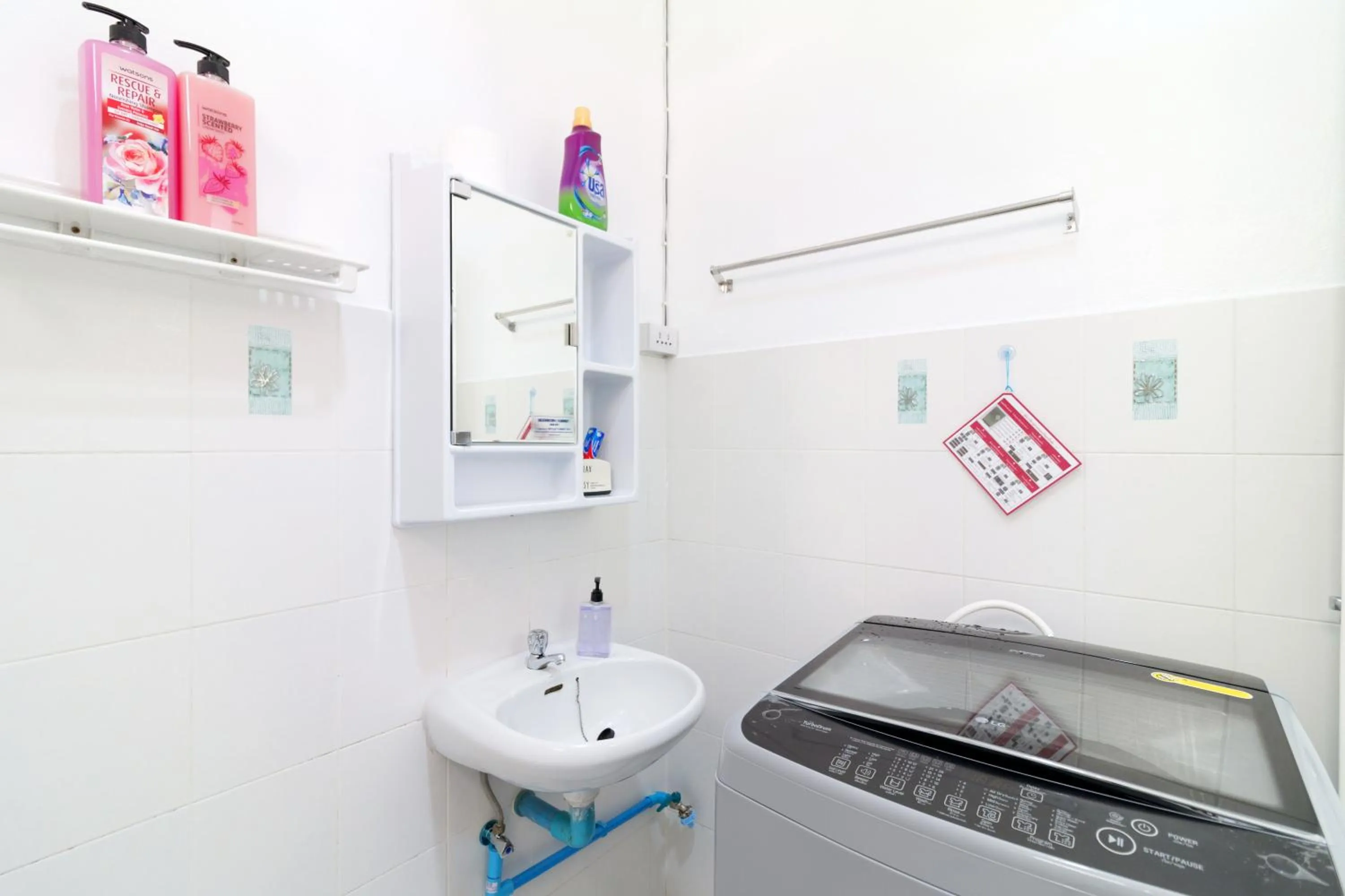 Bathroom in Chaweng Apartment