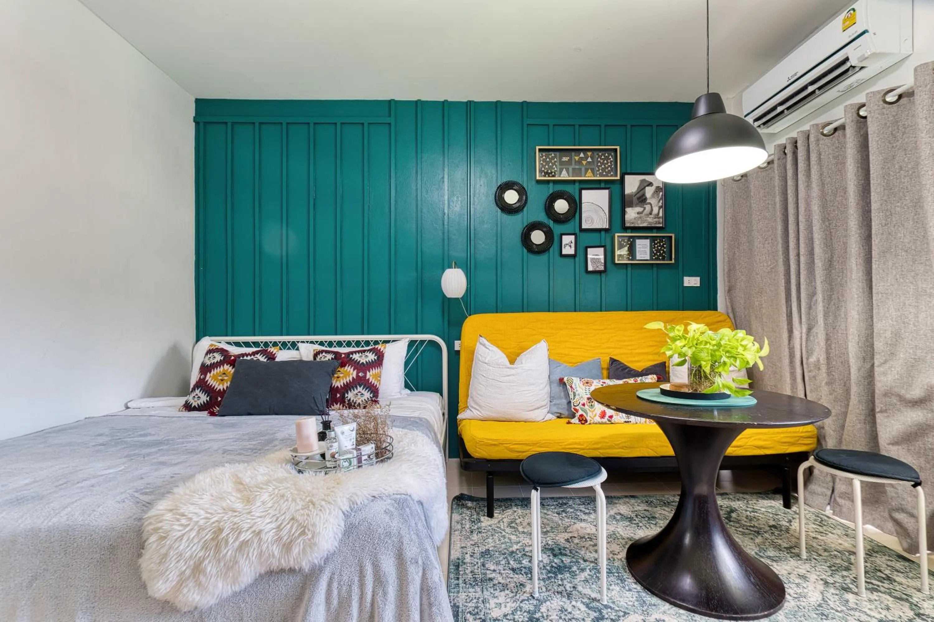 Bed in Chaweng Apartment