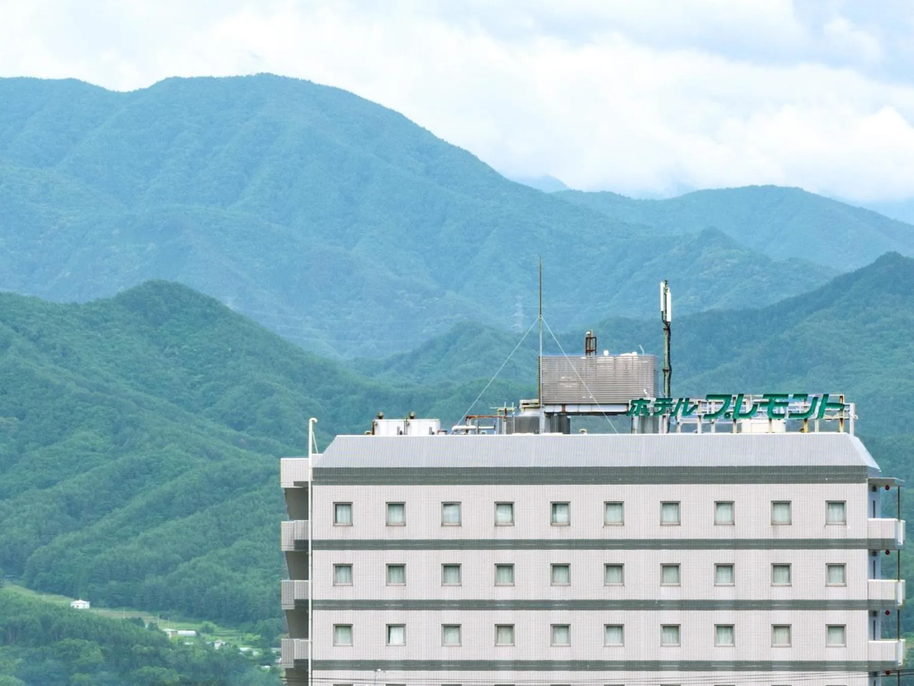 Komagane Premont Hotel