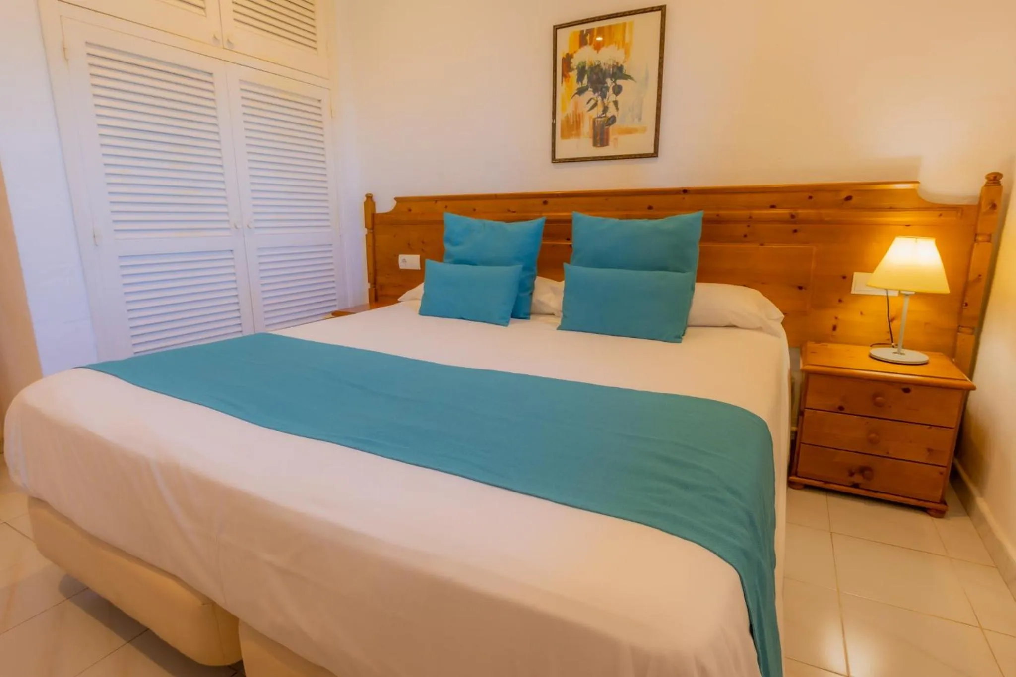 Photo of the whole room, Bed in Hotel Club Sunway Punta Prima