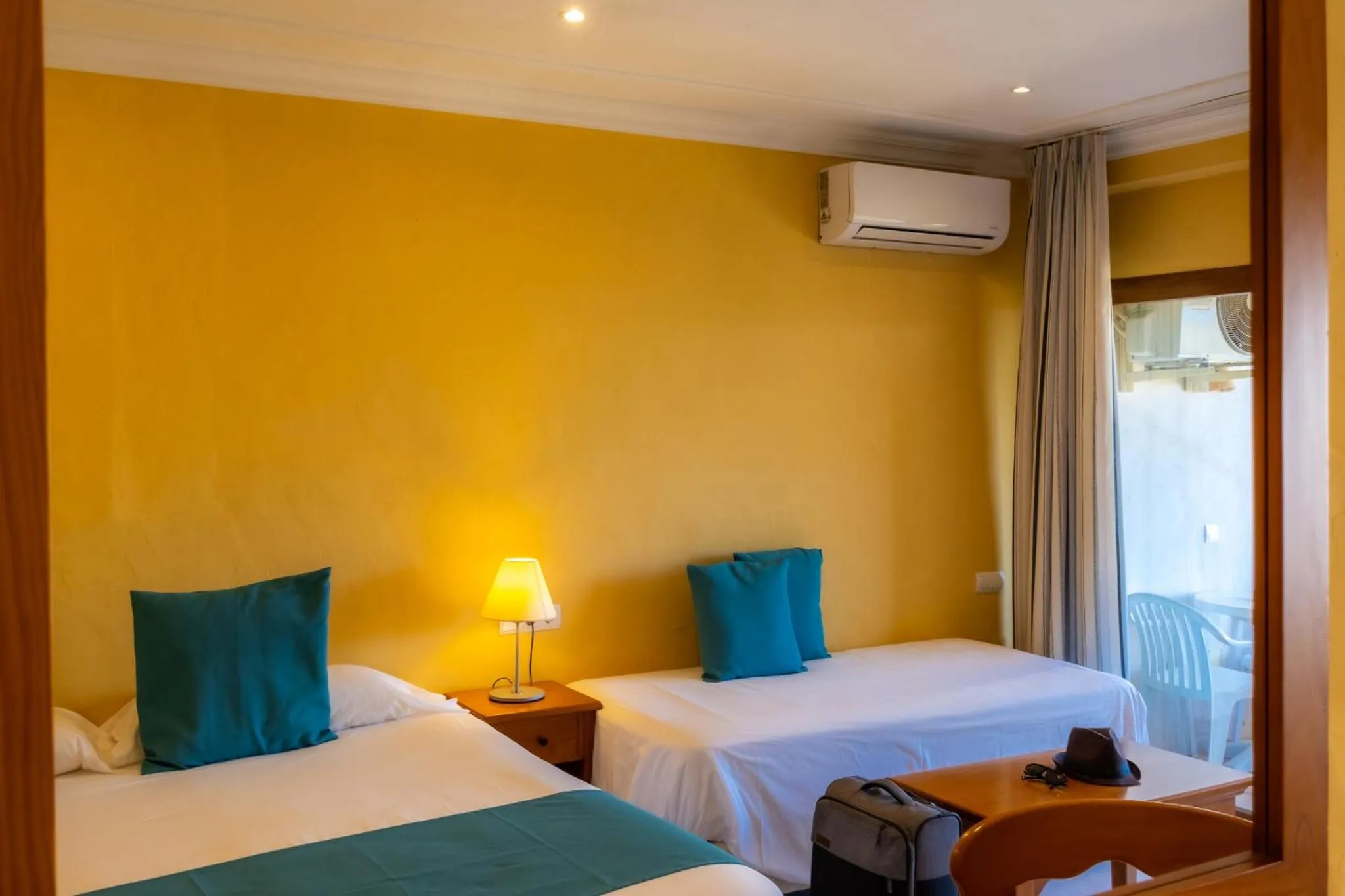 Bedroom, Bed in Hotel Club Sunway Punta Prima