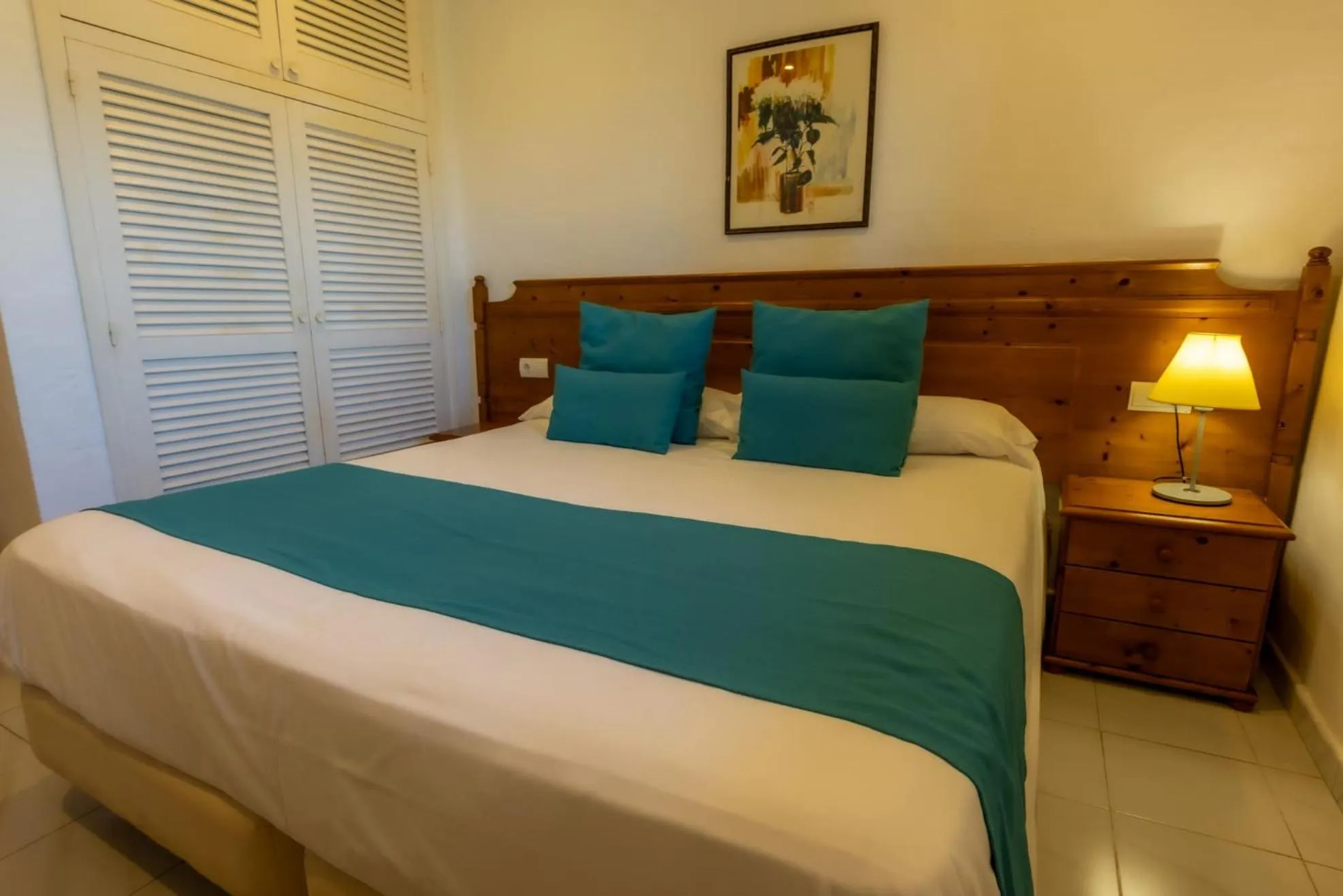 Photo of the whole room, Bed in Hotel Club Sunway Punta Prima