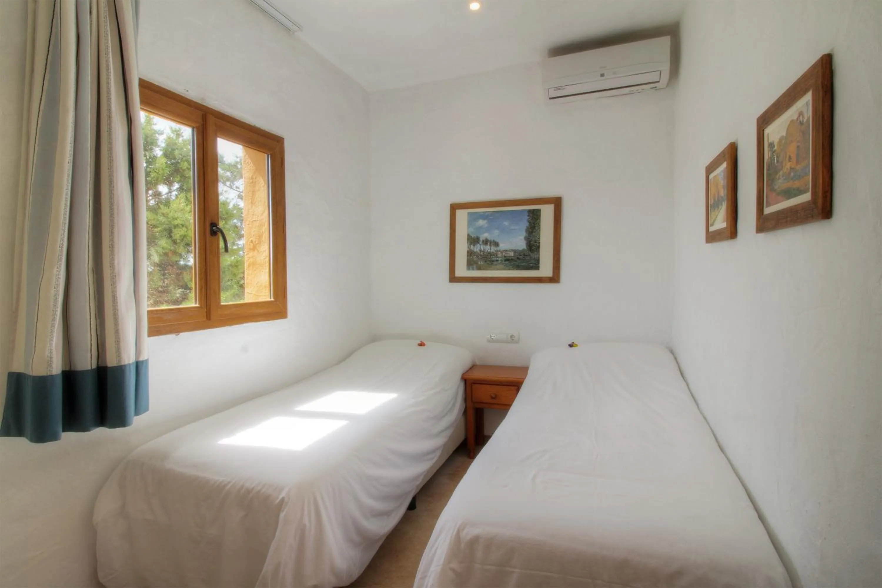 Bedroom, Bed in Hotel Club Sunway Punta Prima