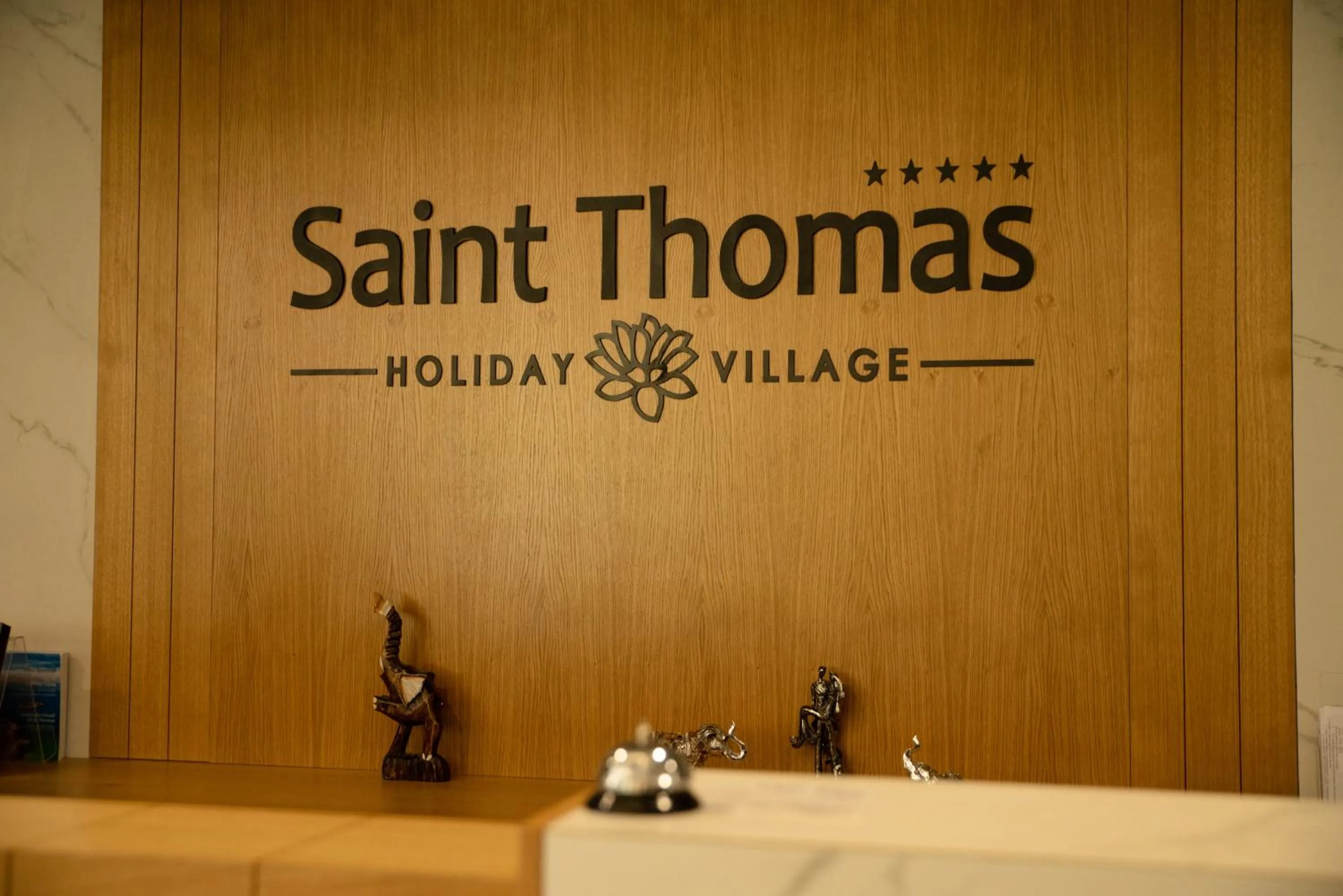 Lobby or reception in Saint Thomas Holiday Village