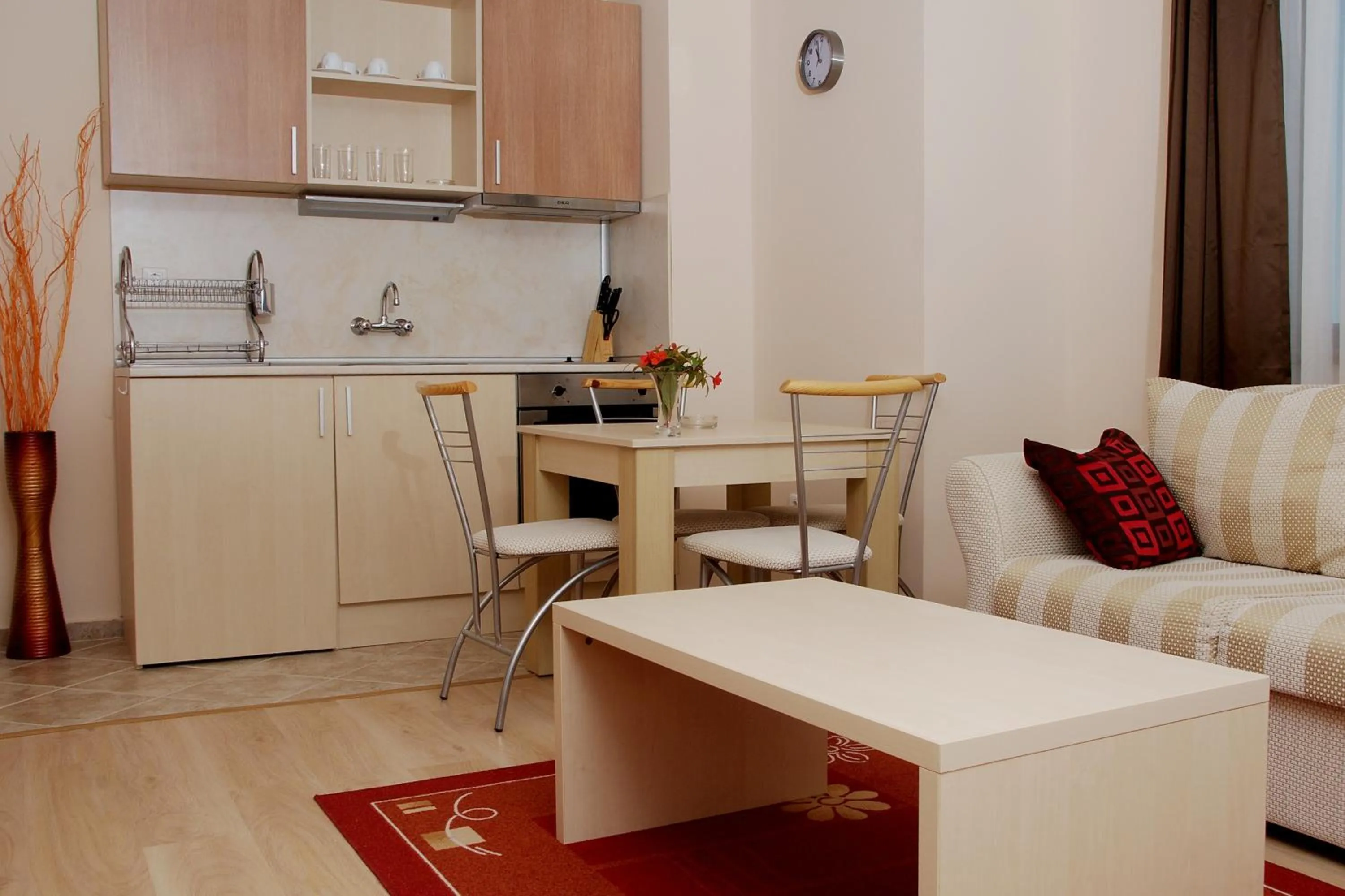 Photo of the whole room in Saint Thomas Holiday Village