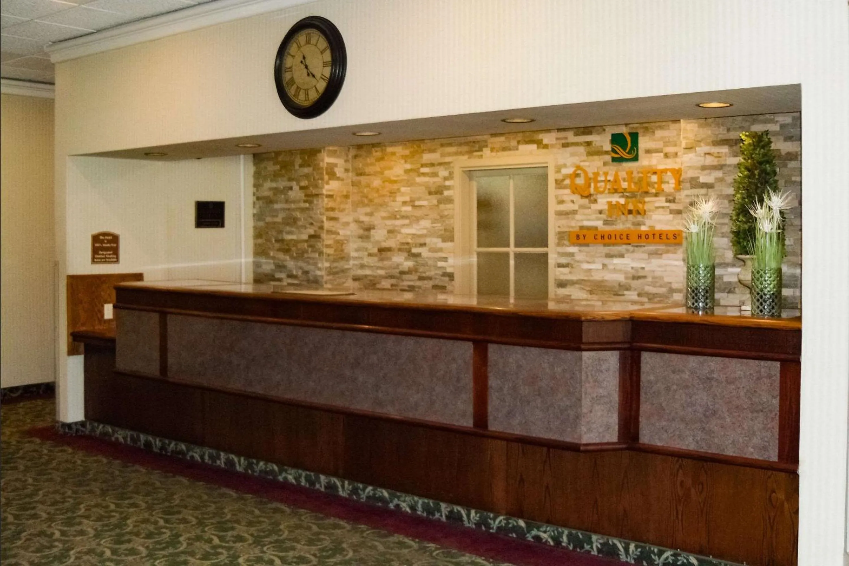 Lobby or reception in Quality Inn