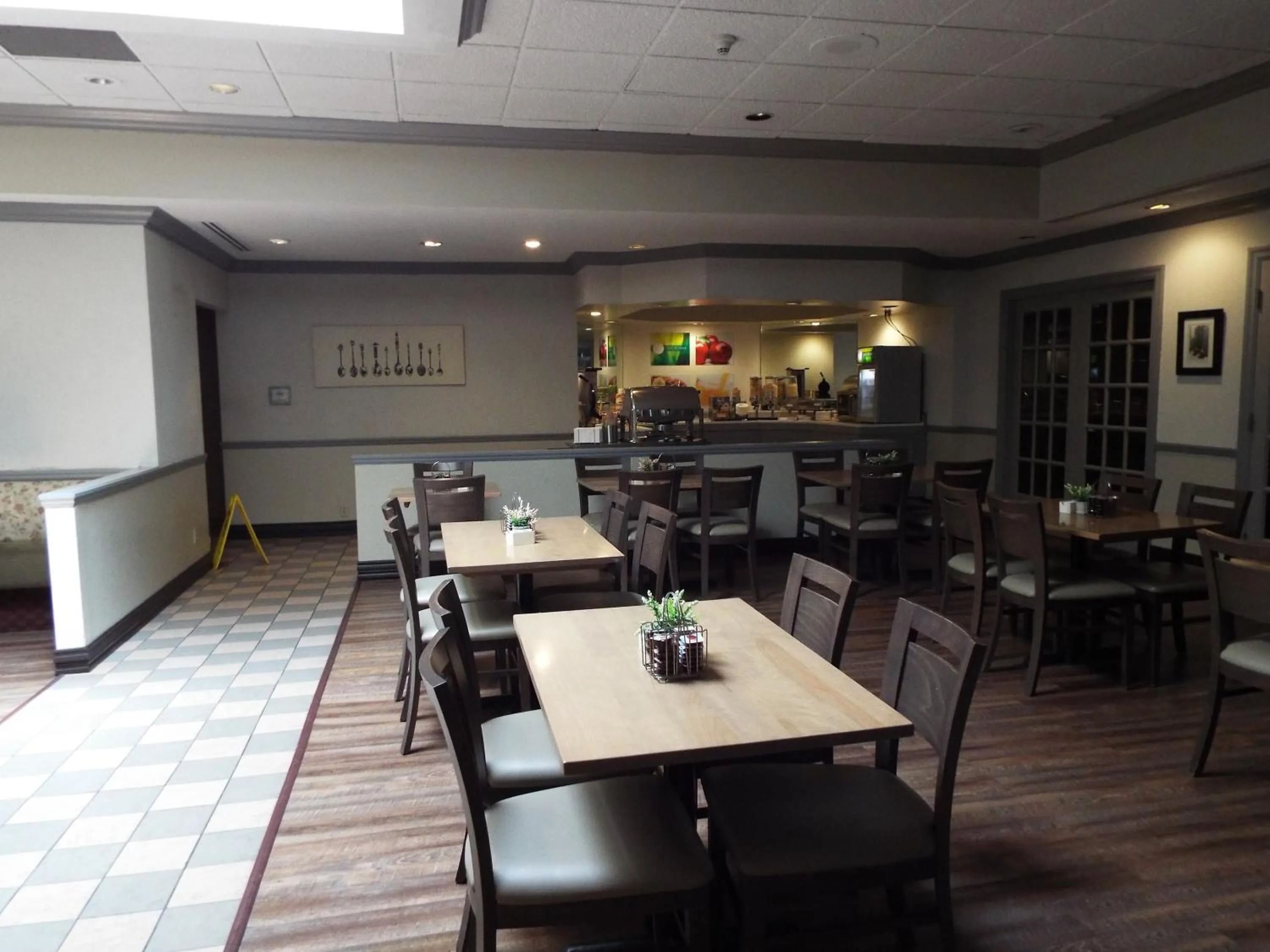 Breakfast in Quality Inn