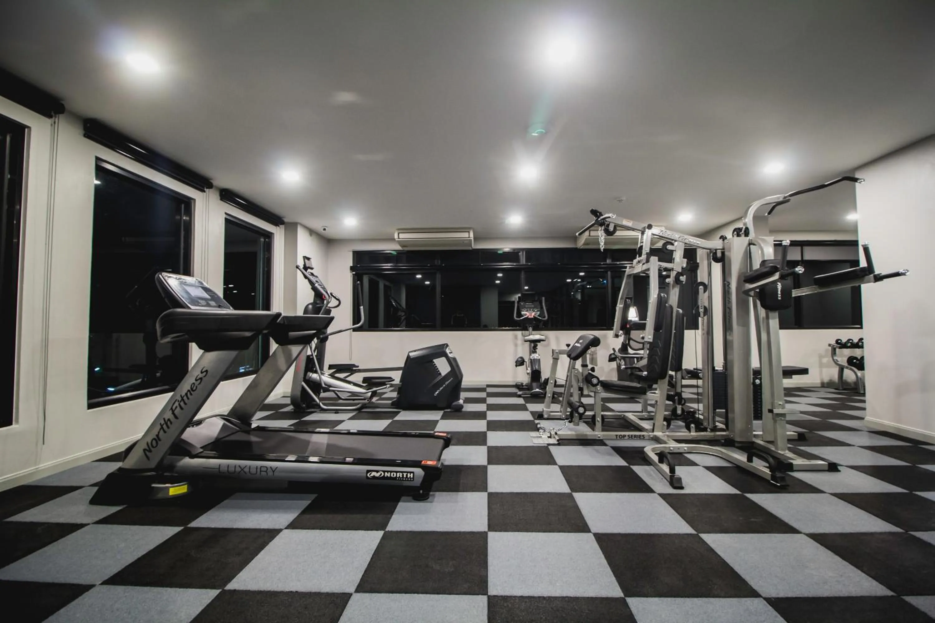 Fitness centre/facilities in Triple Z Hotel